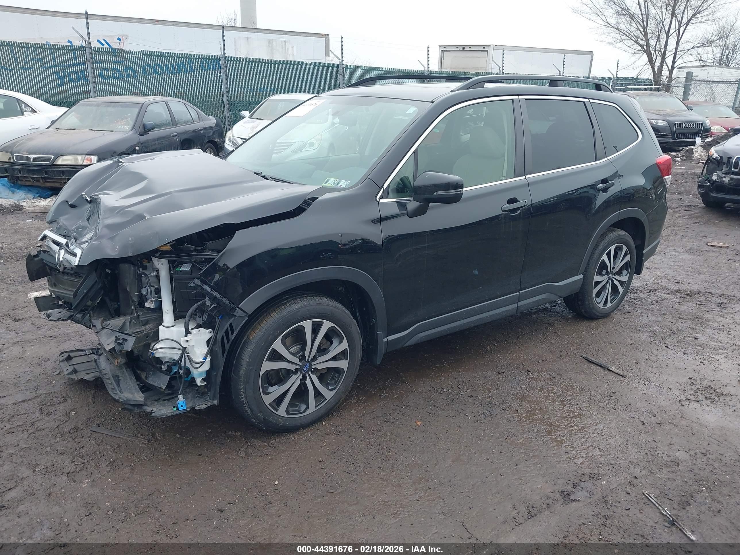 SUBARU FORESTER image 2