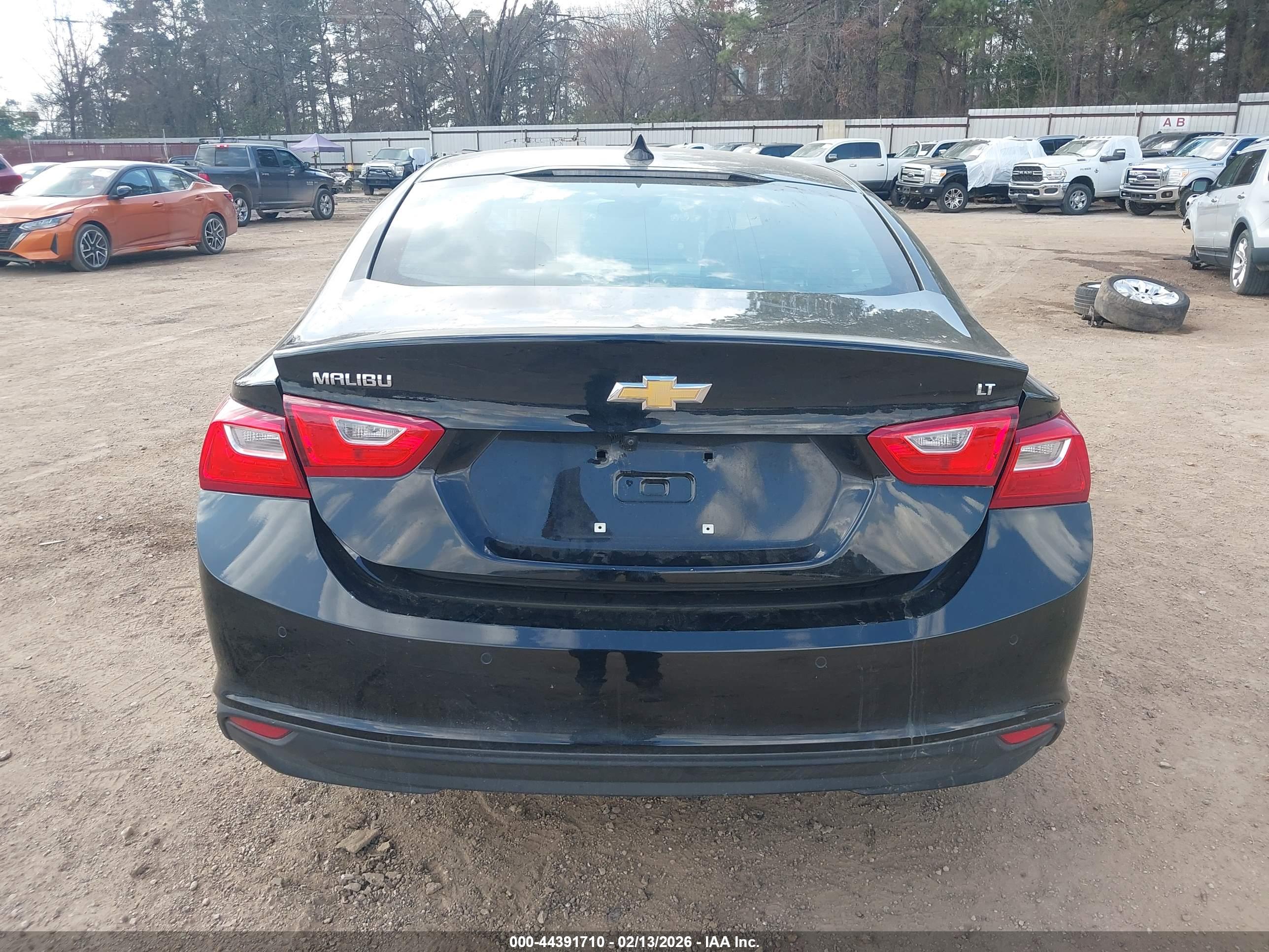 CHEVROLET MALIBU image 6