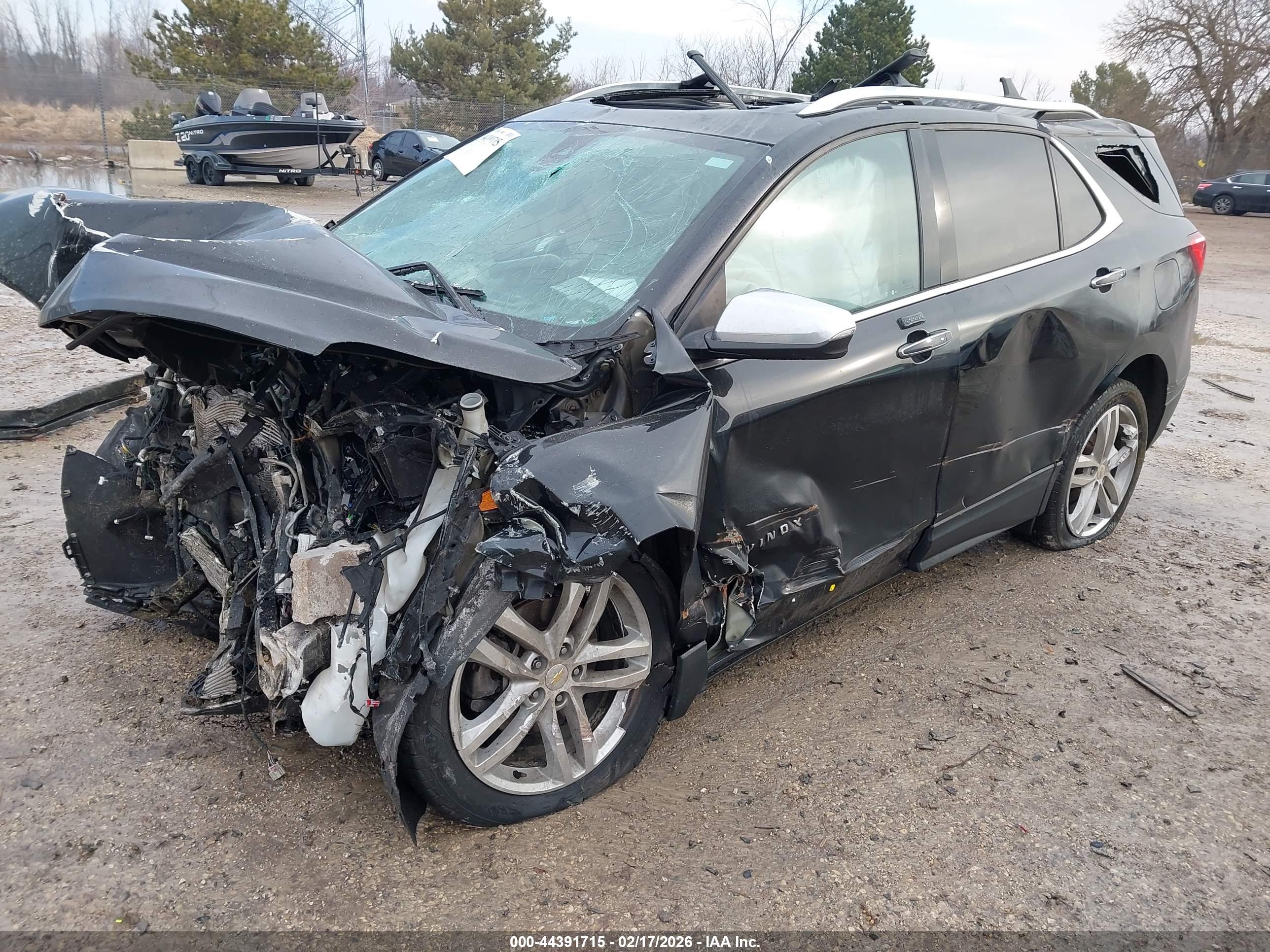 CHEVROLET EQUINOX image 2