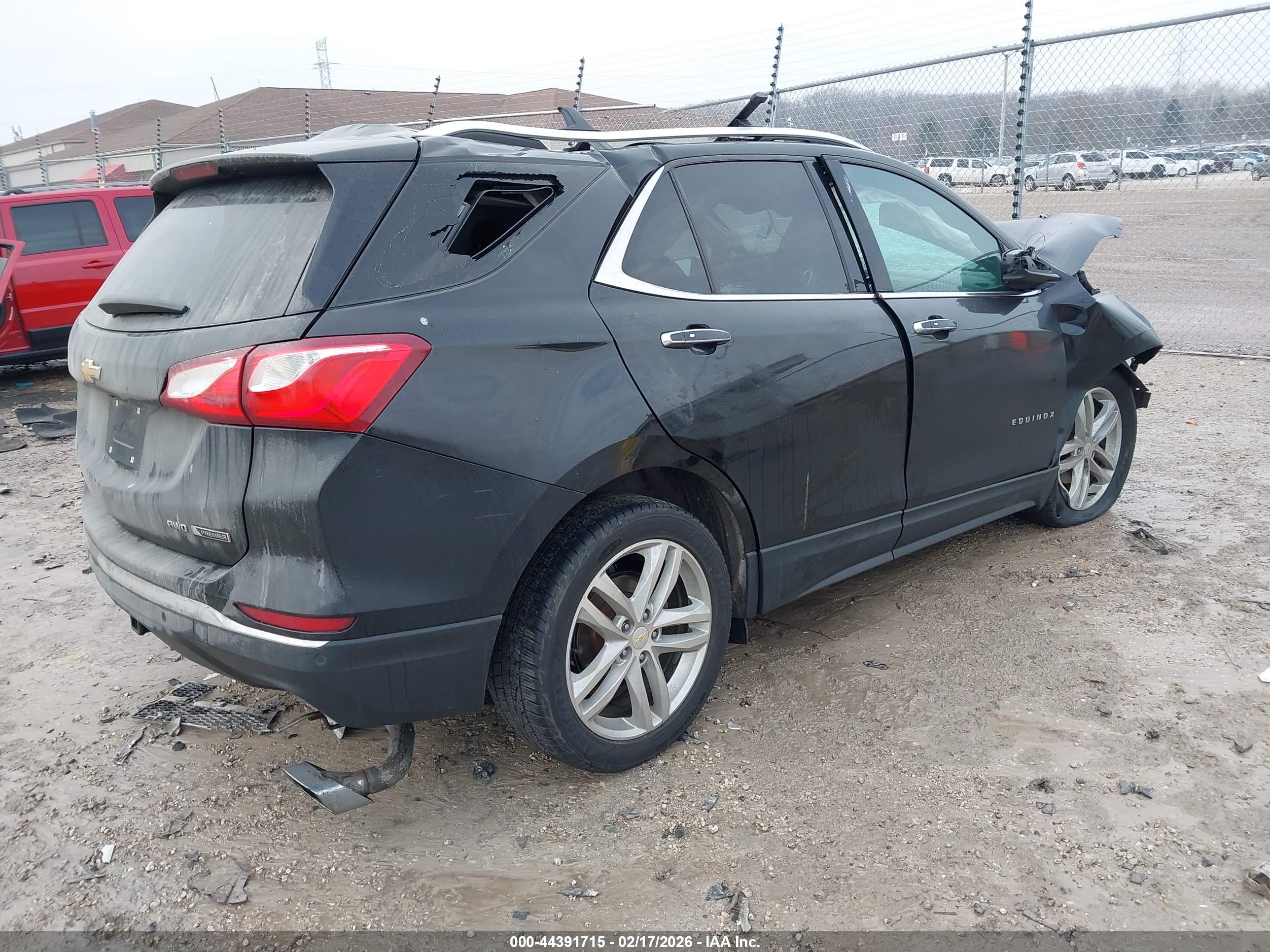 CHEVROLET EQUINOX image 4