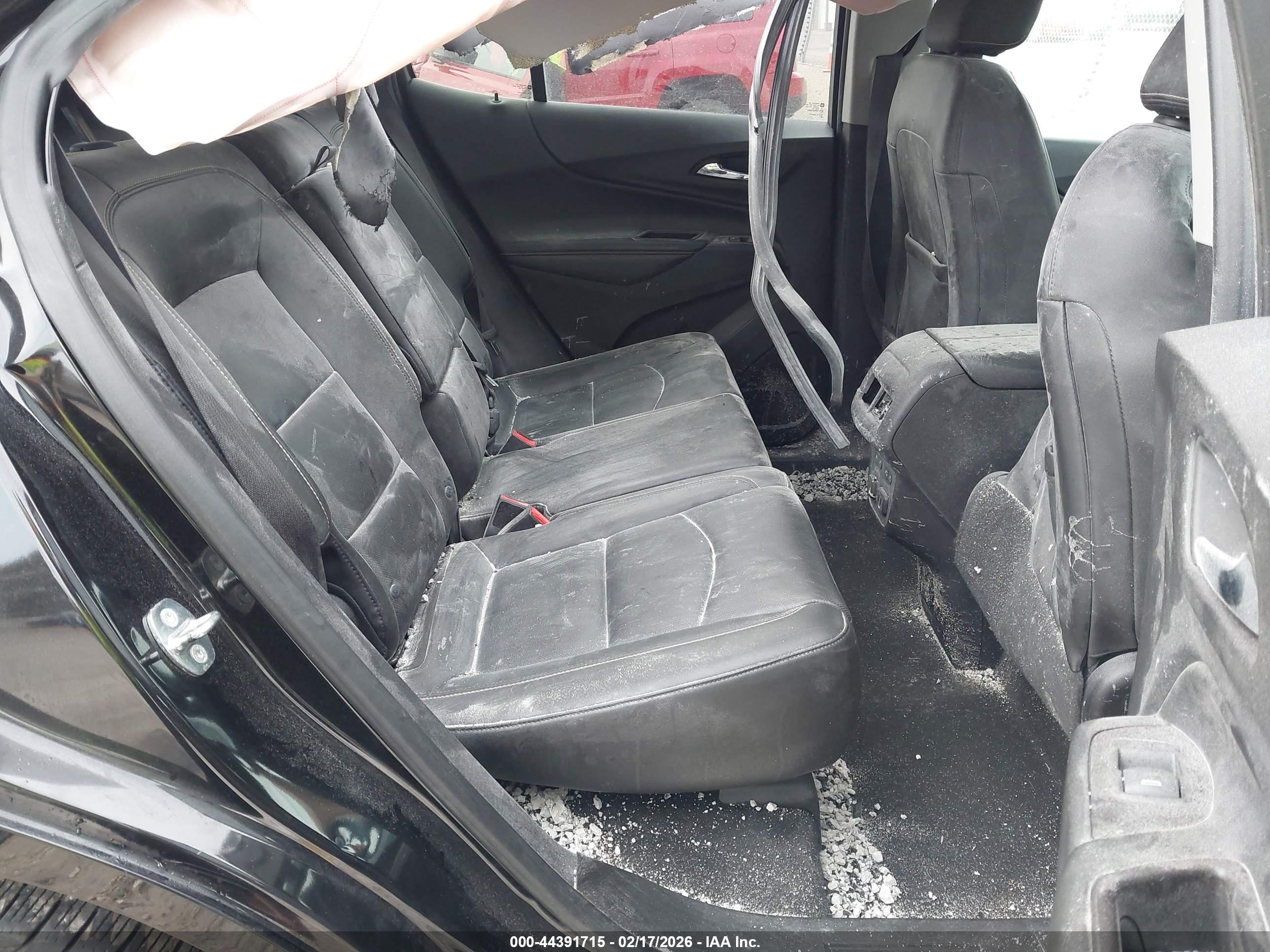 CHEVROLET EQUINOX image 8
