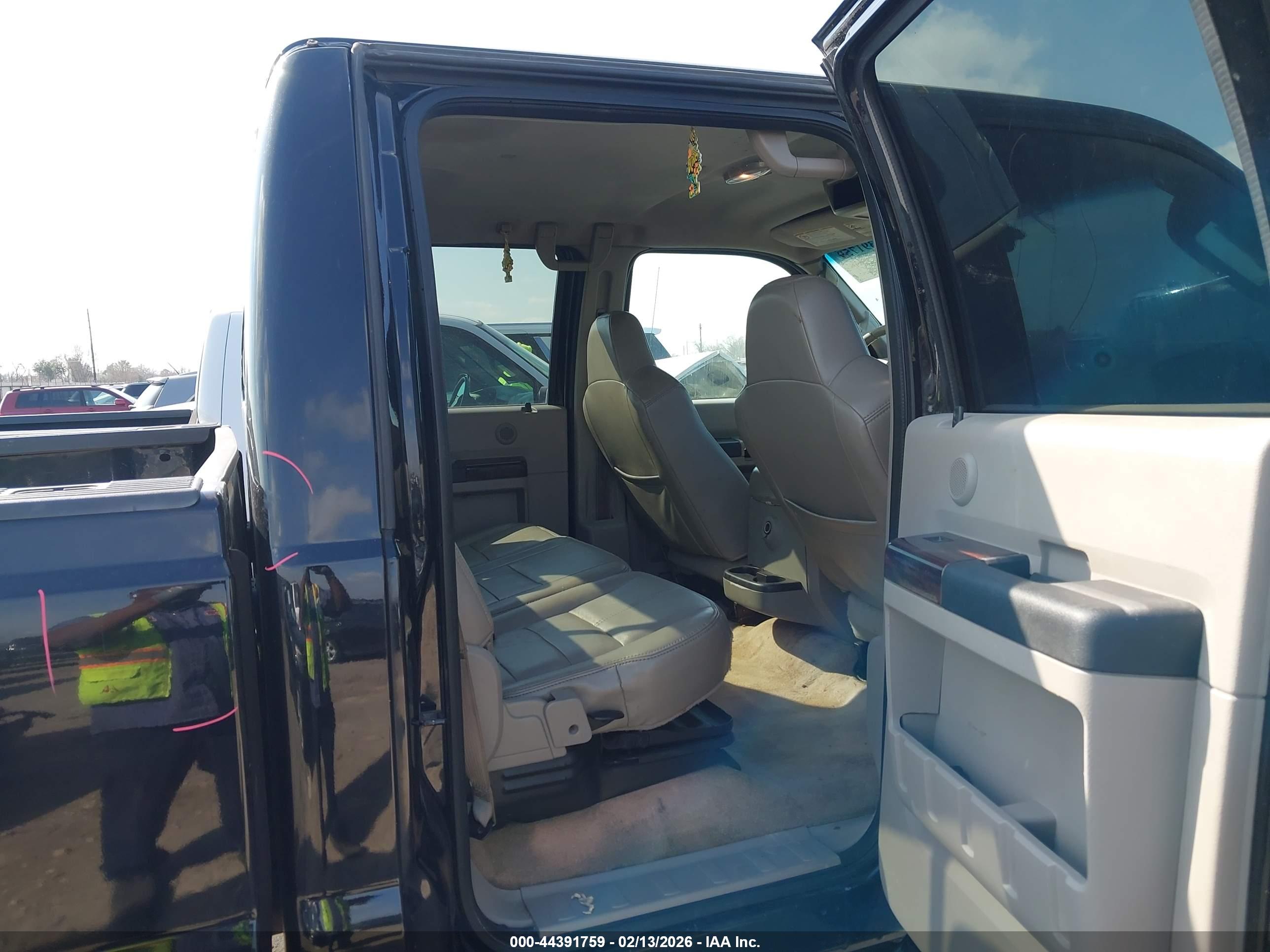 FORD F-250 image 8