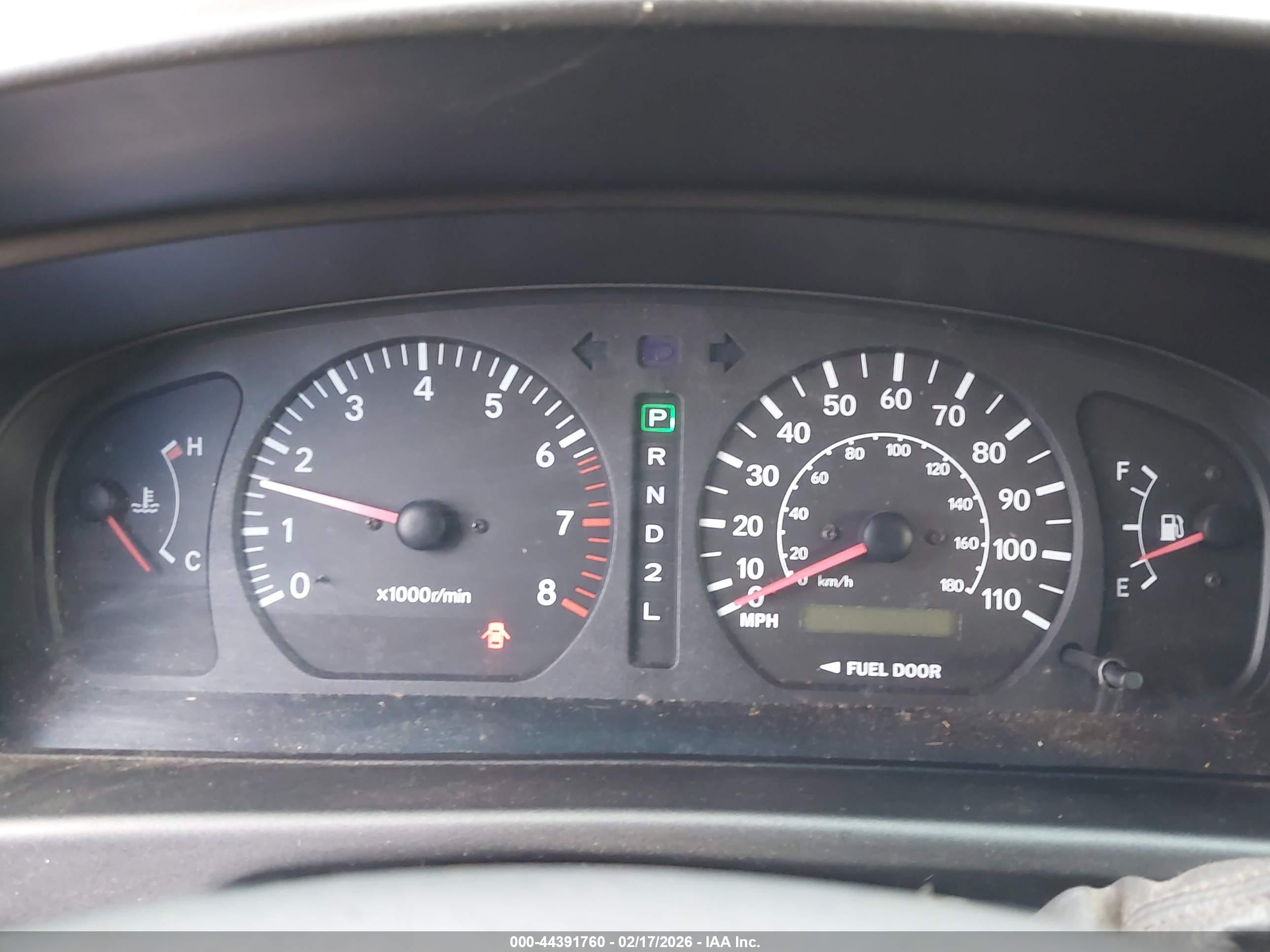 TOYOTA SIENNA image 7
