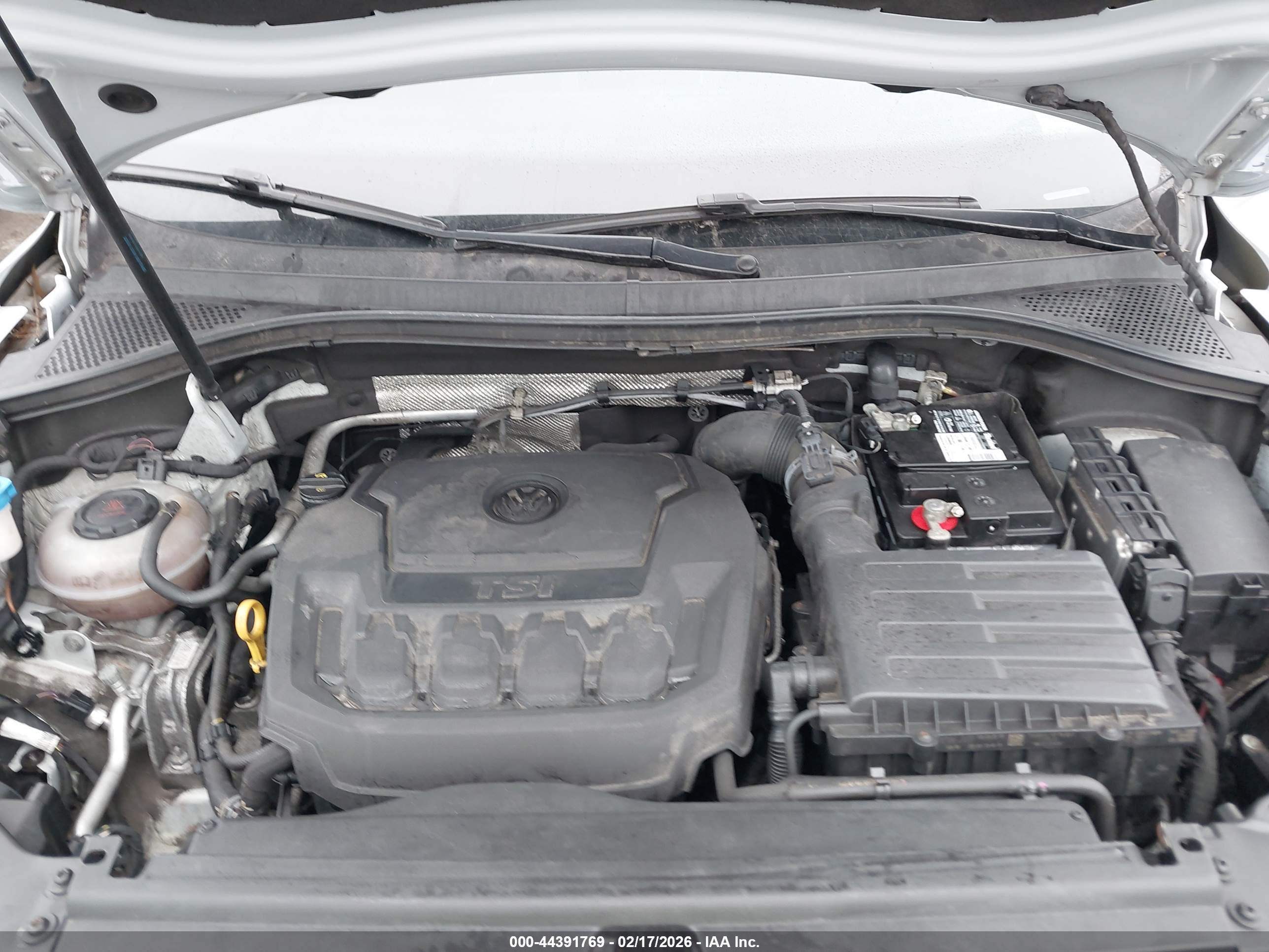 VOLKSWAGEN TIGUAN image 10