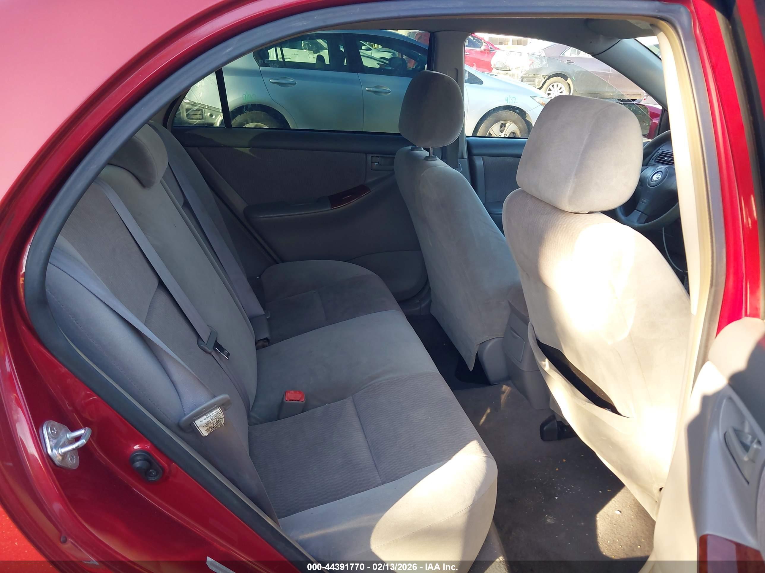 TOYOTA COROLLA image 8