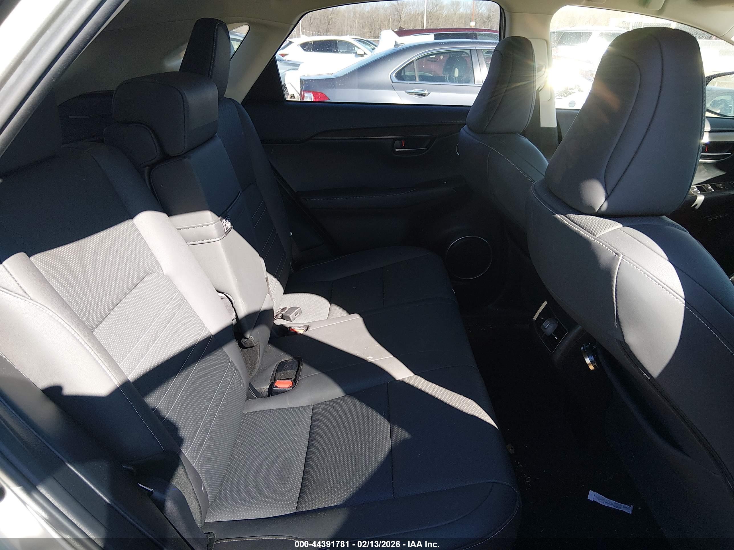 LEXUS NX image 8
