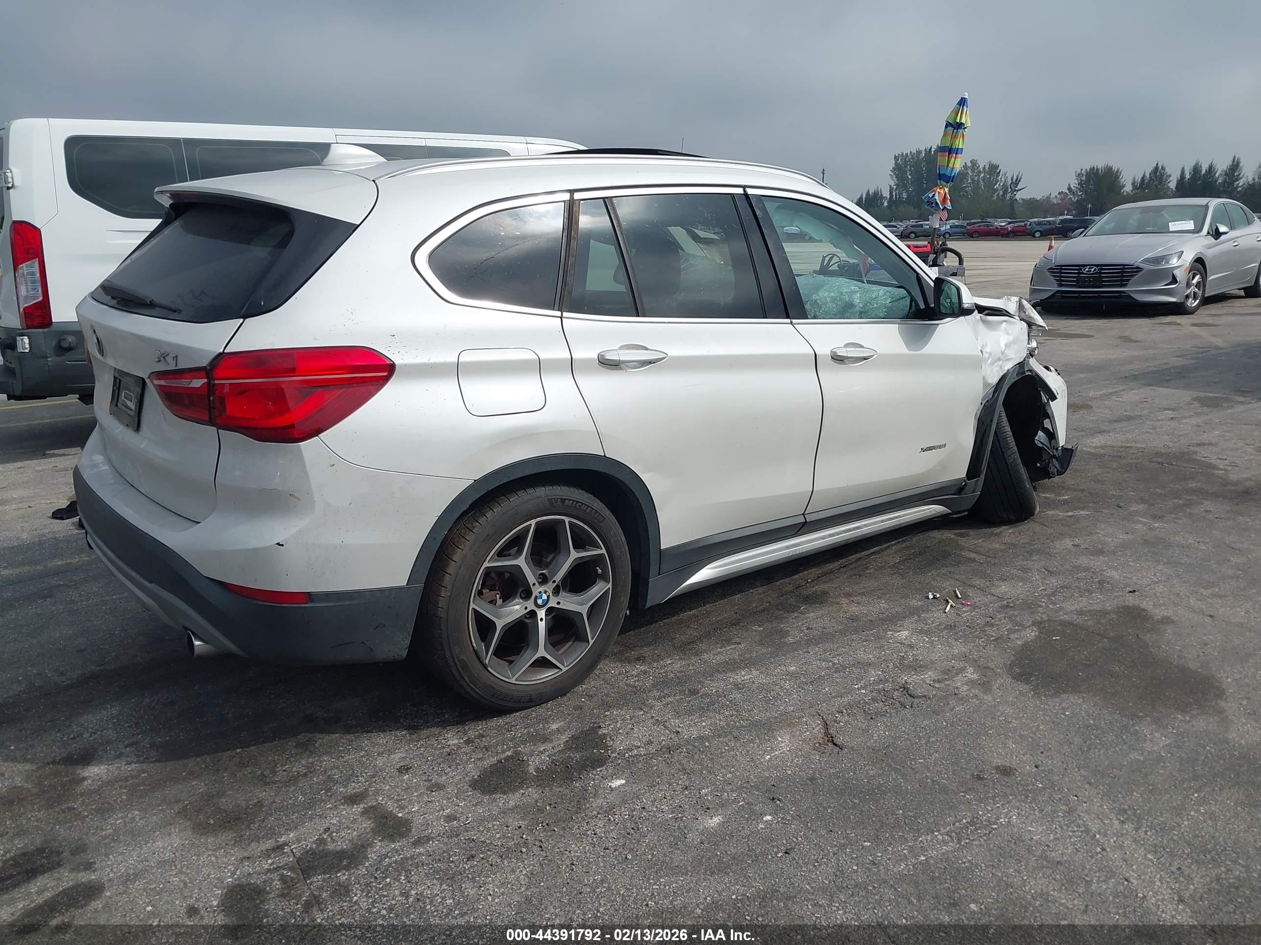 BMW X1 image 4