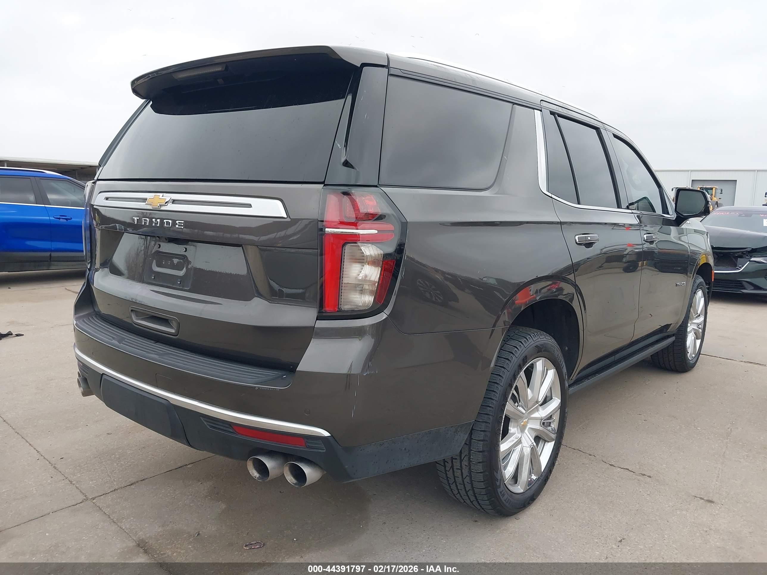 CHEVROLET TAHOE image 4
