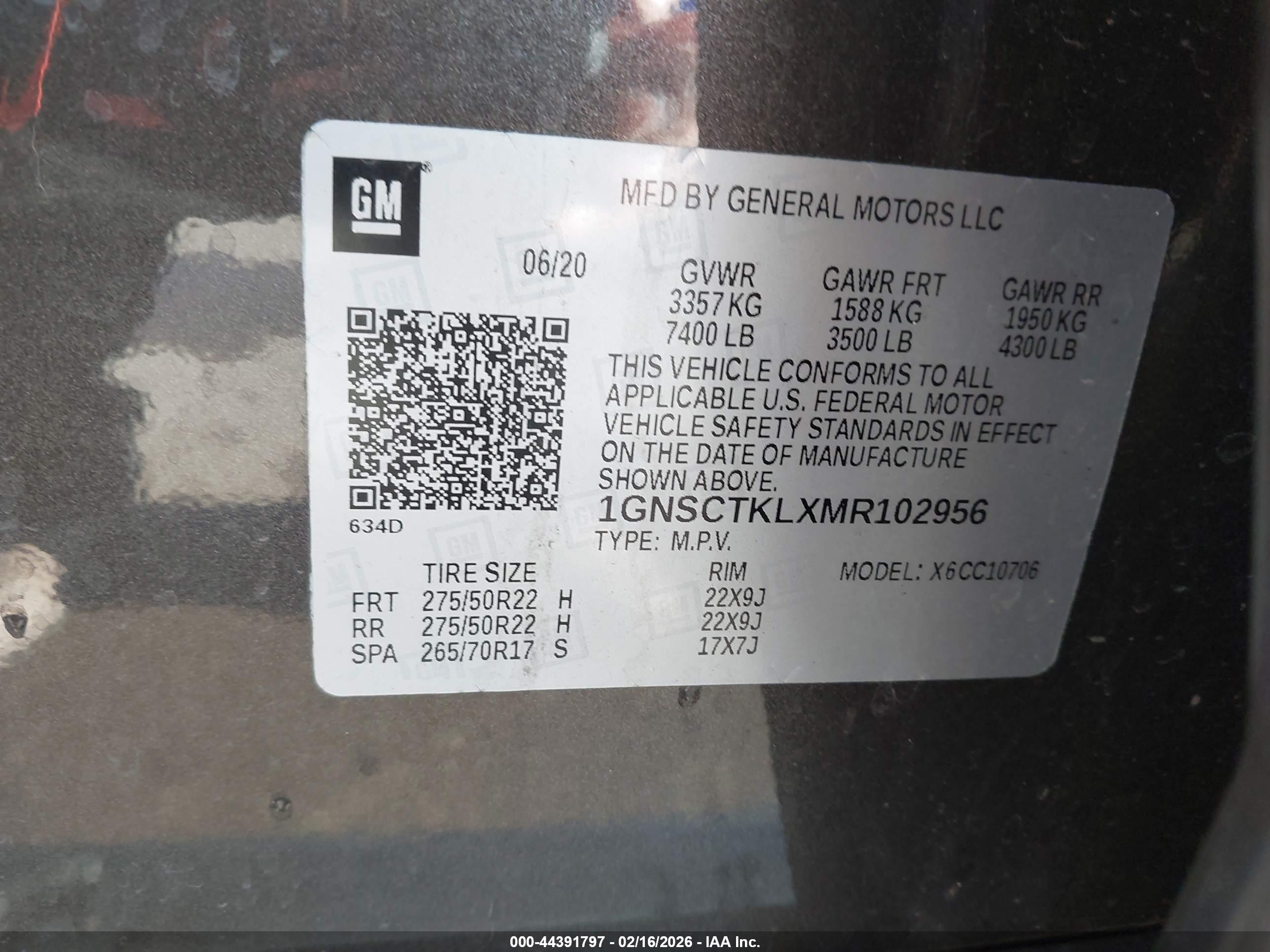 CHEVROLET TAHOE image 9