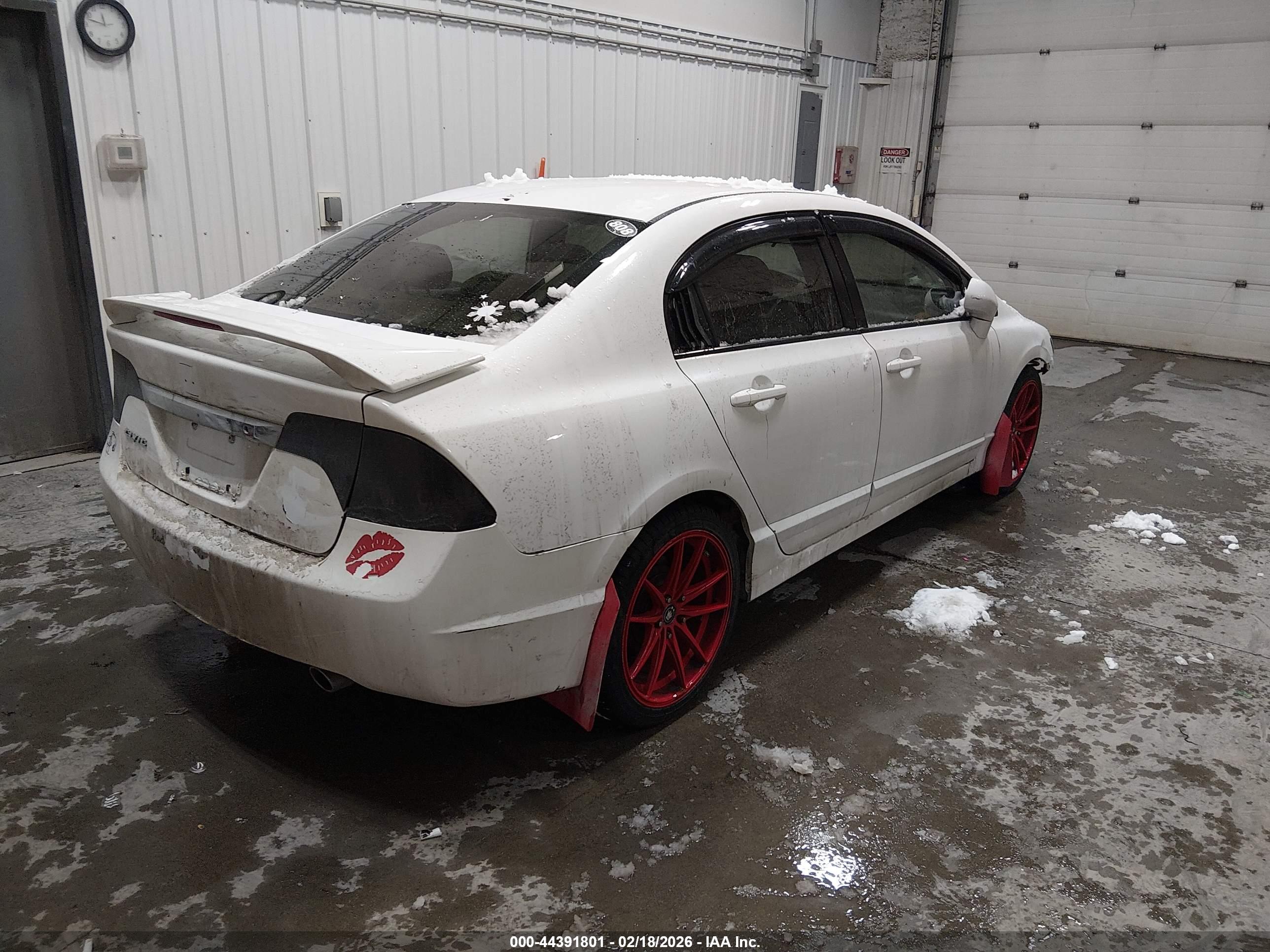 HONDA CIVIC image 4