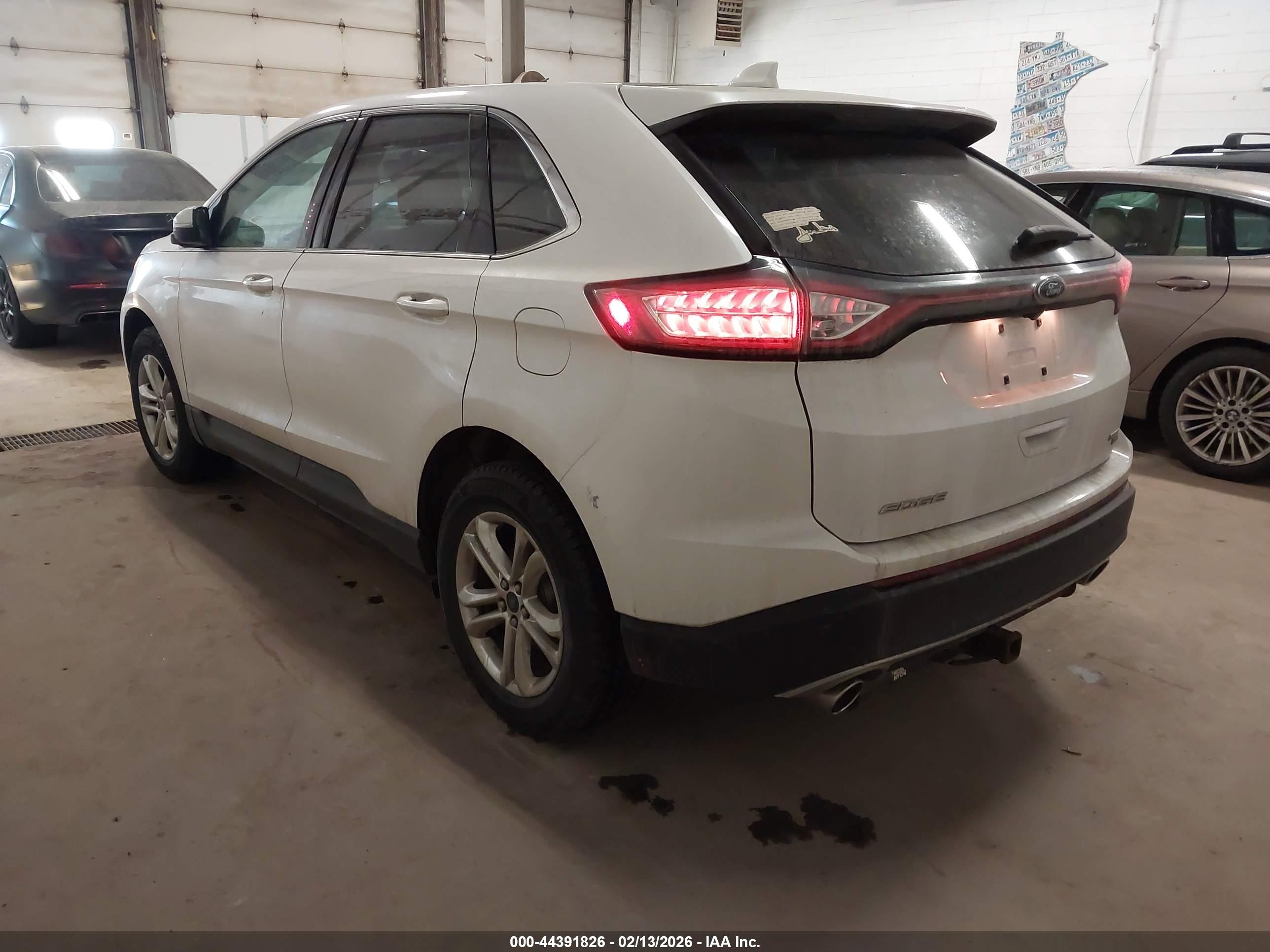 FORD EDGE image 3