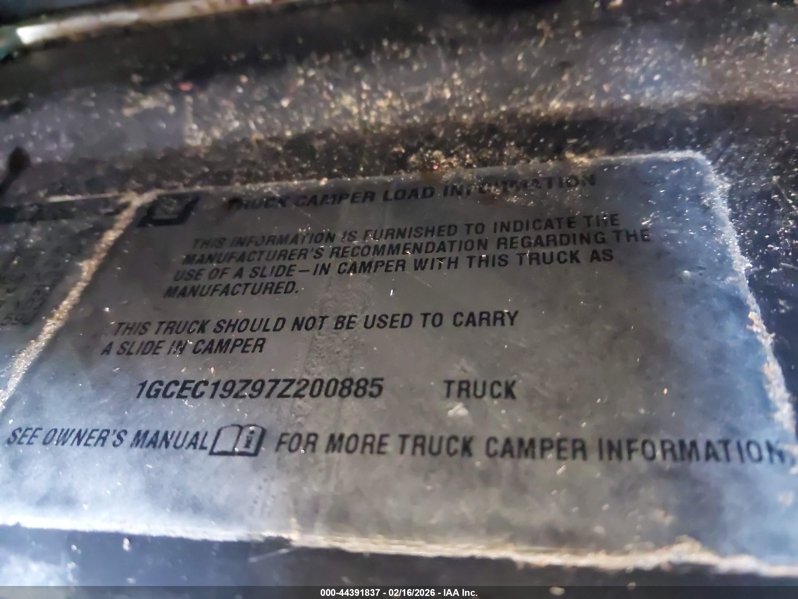 CHEVROLET SILVERADO image 9