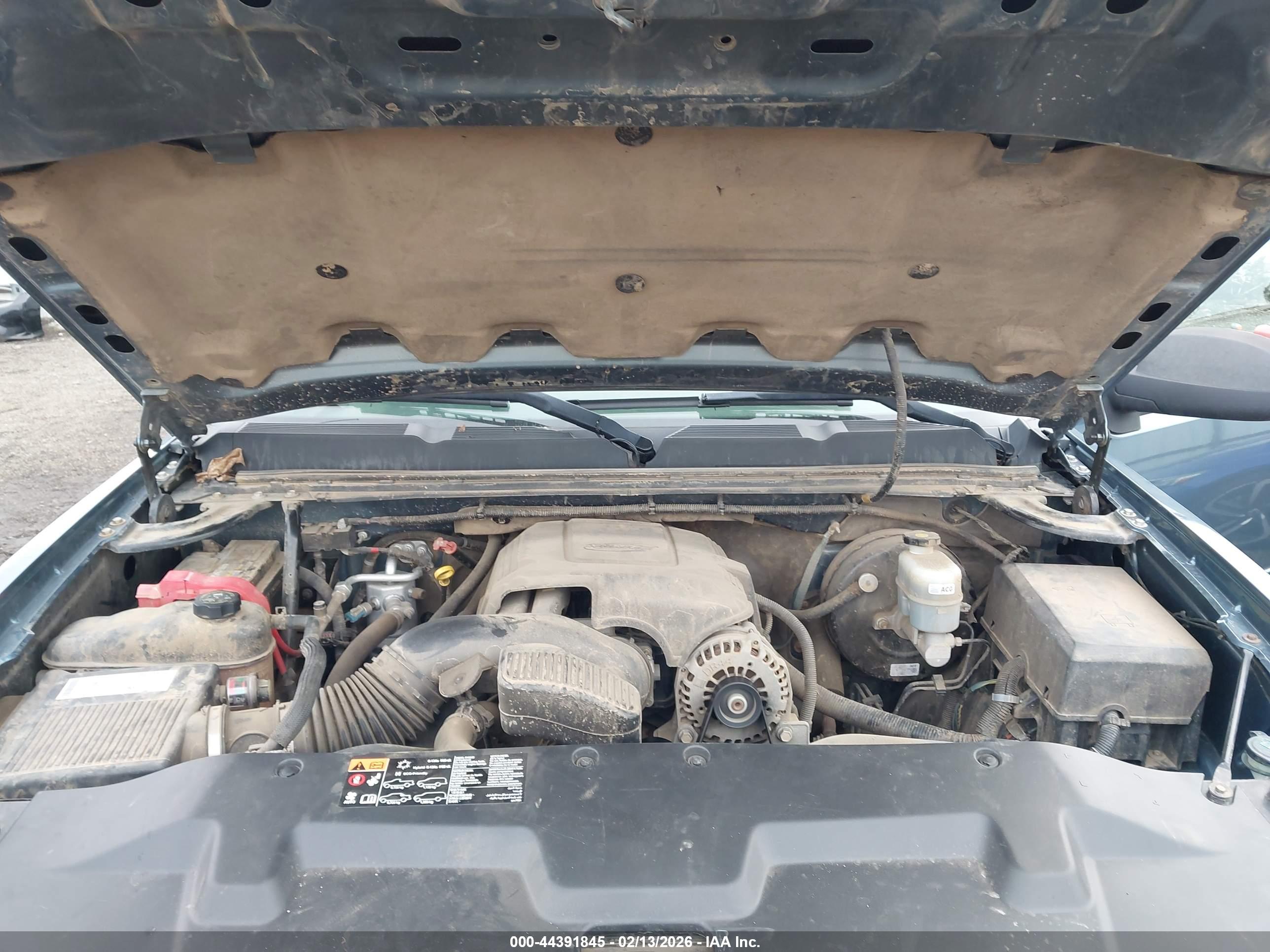 CHEVROLET SILVERADO image 10