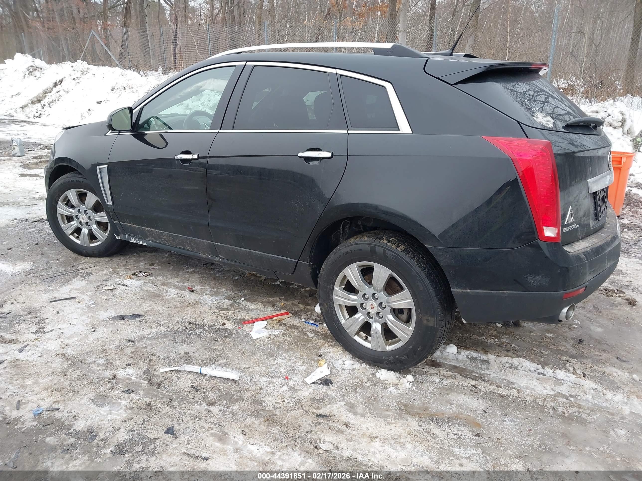 CADILLAC SRX image 3