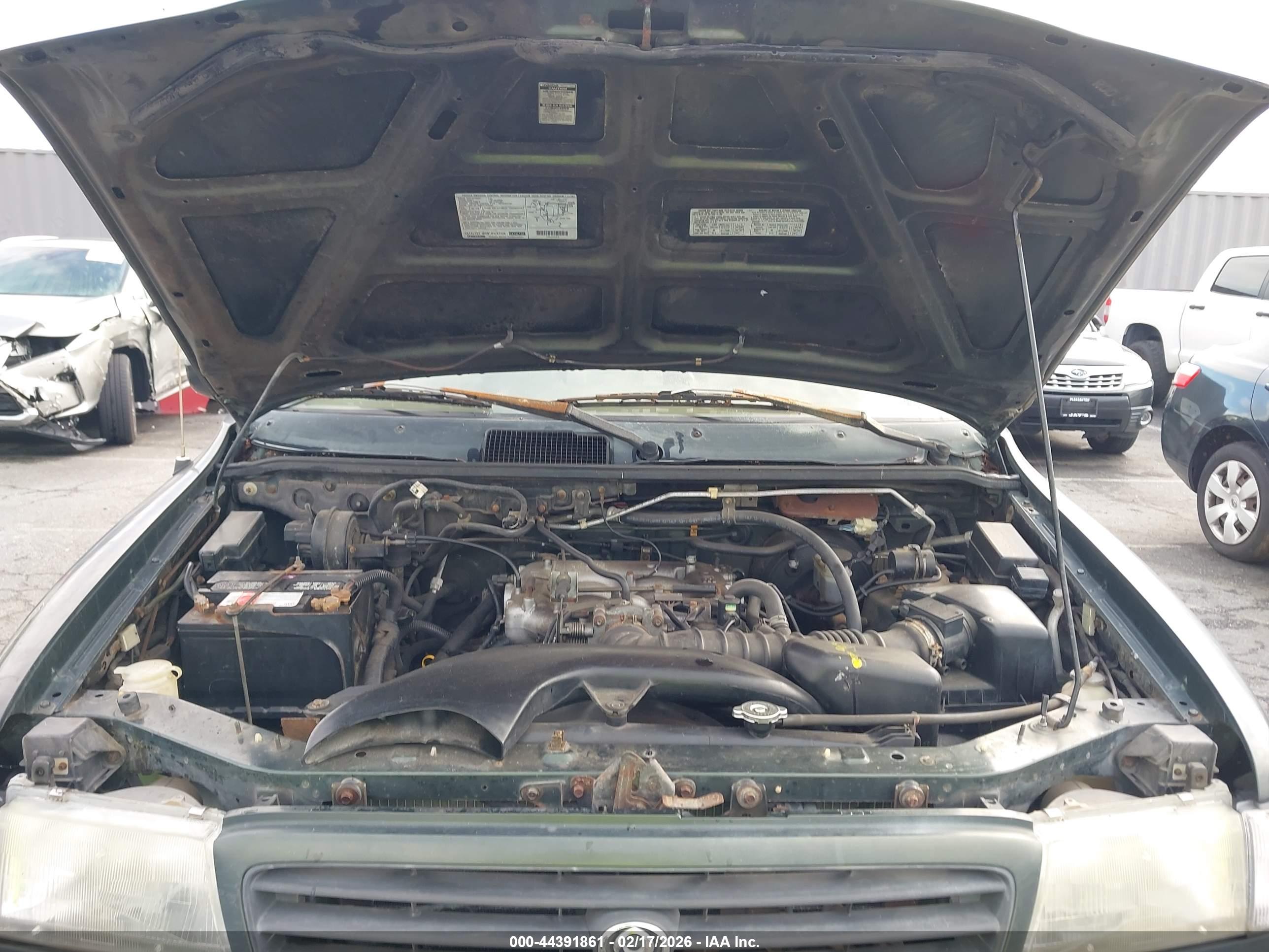 MAZDA MPV image 10