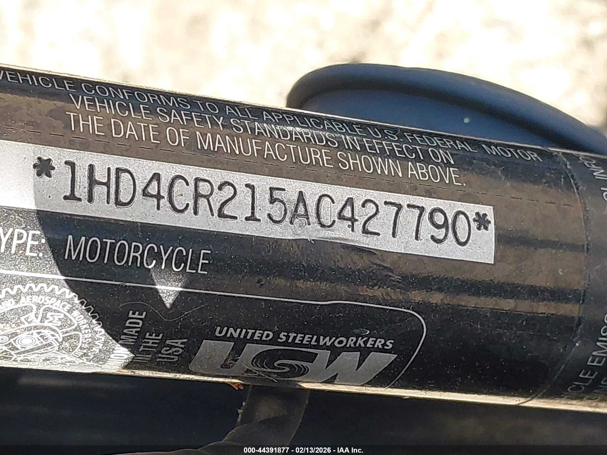 HARLEY-DAVIDSON XL883 image 10