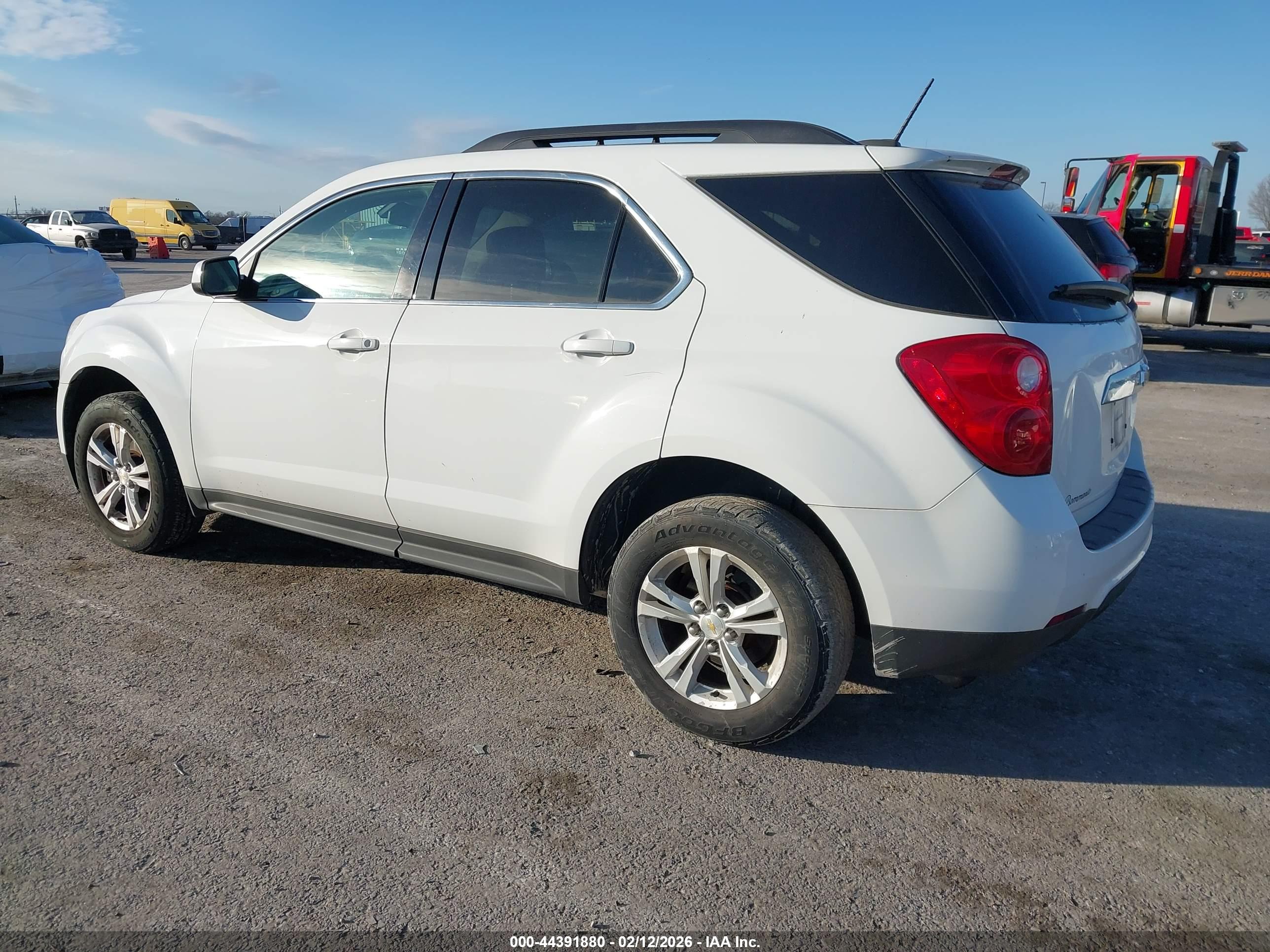 CHEVROLET EQUINOX image 3