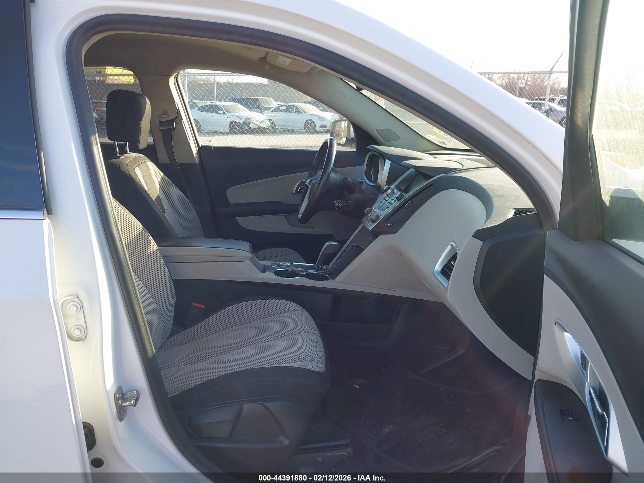 CHEVROLET EQUINOX image 5