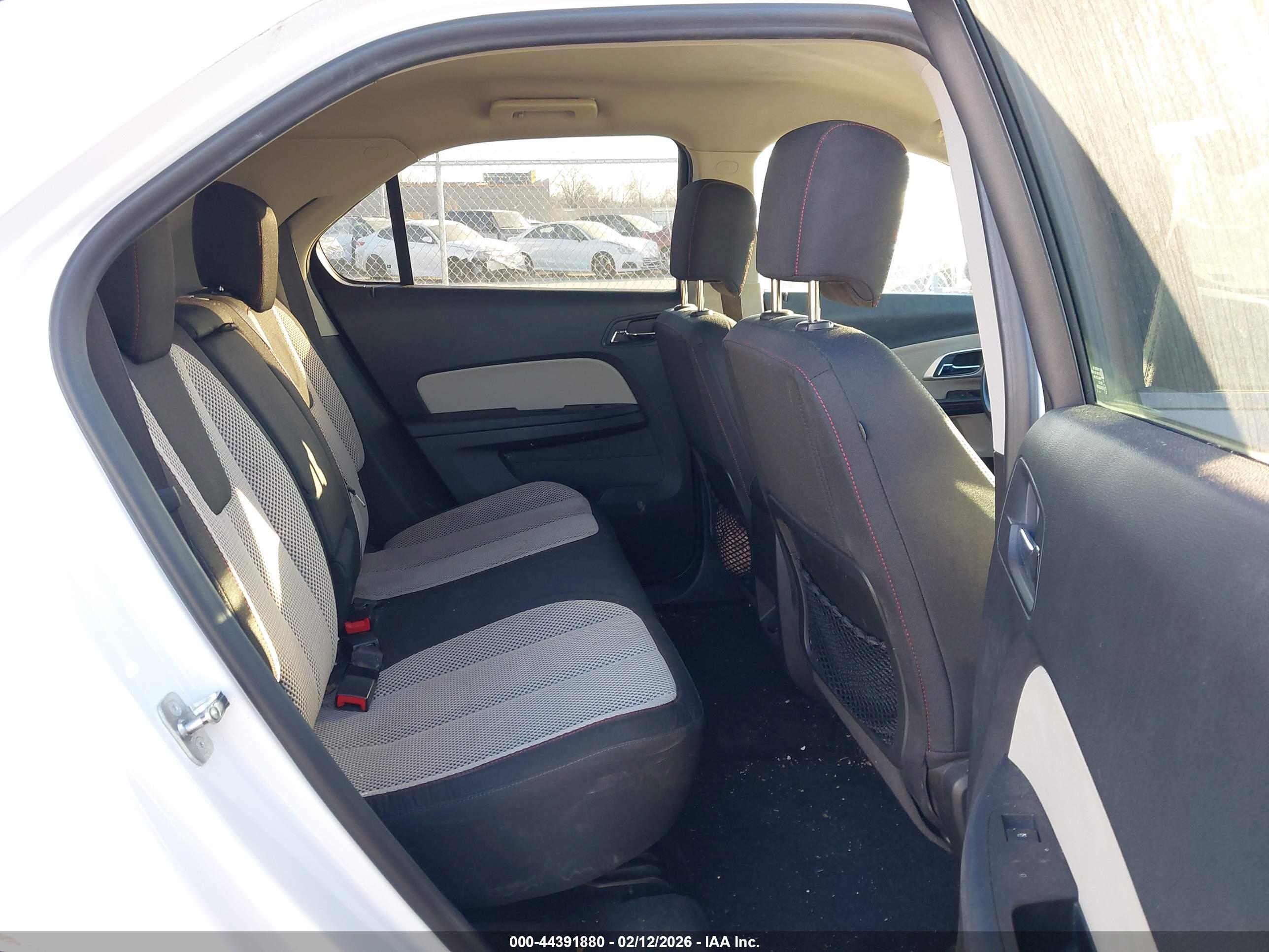 CHEVROLET EQUINOX image 8