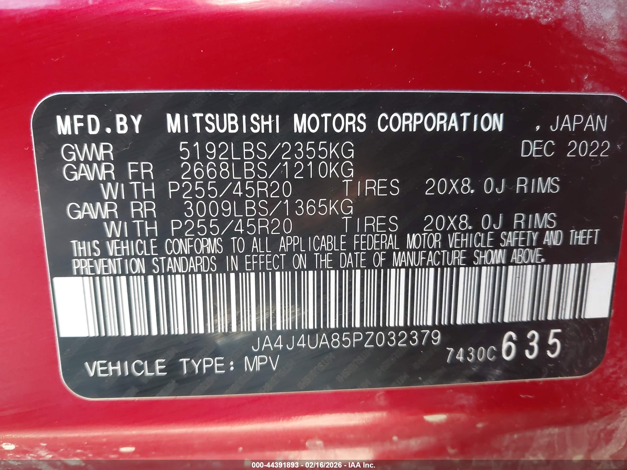 MITSUBISHI OUTLANDER image 9