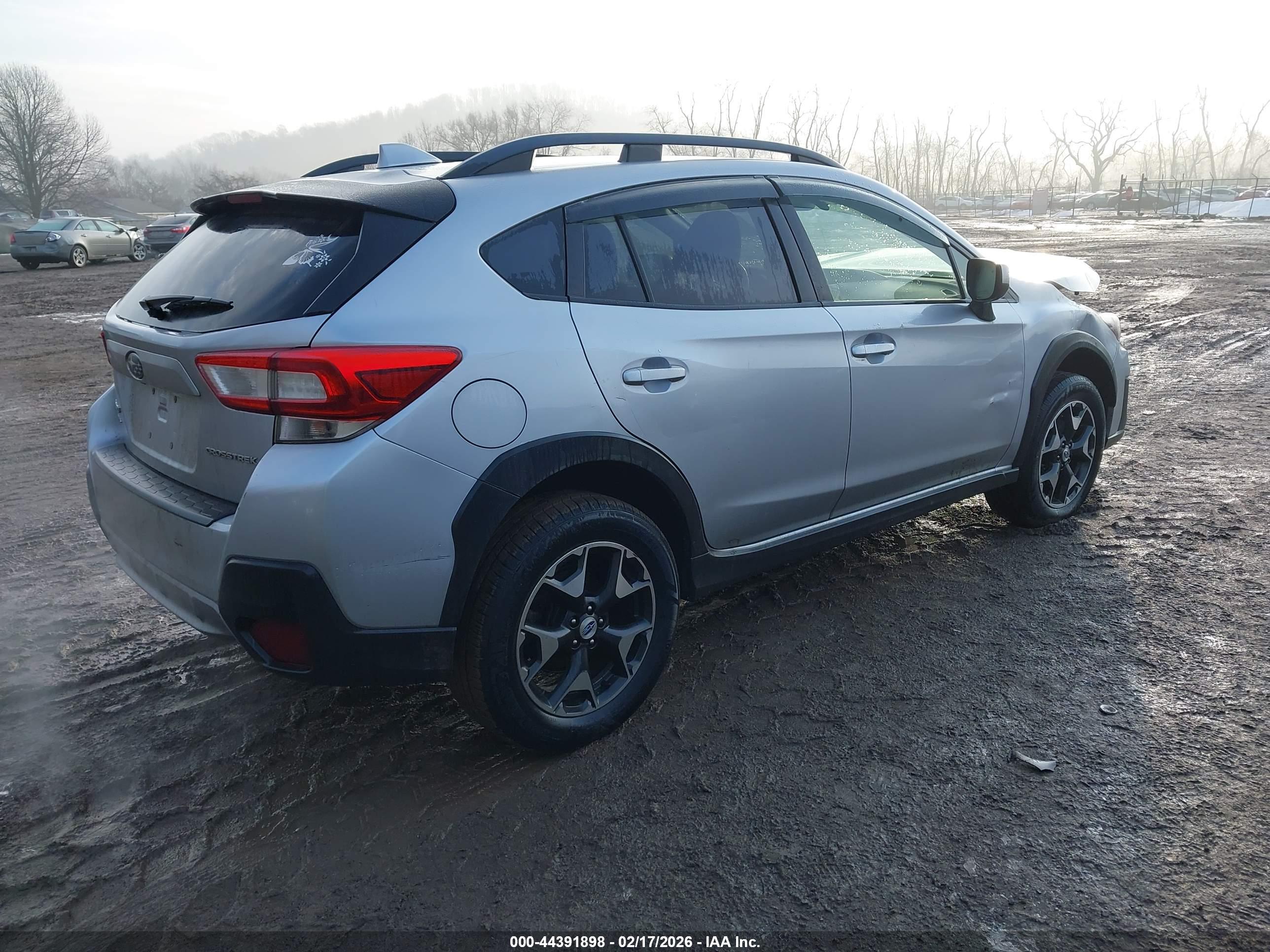 SUBARU CROSSTREK image 4