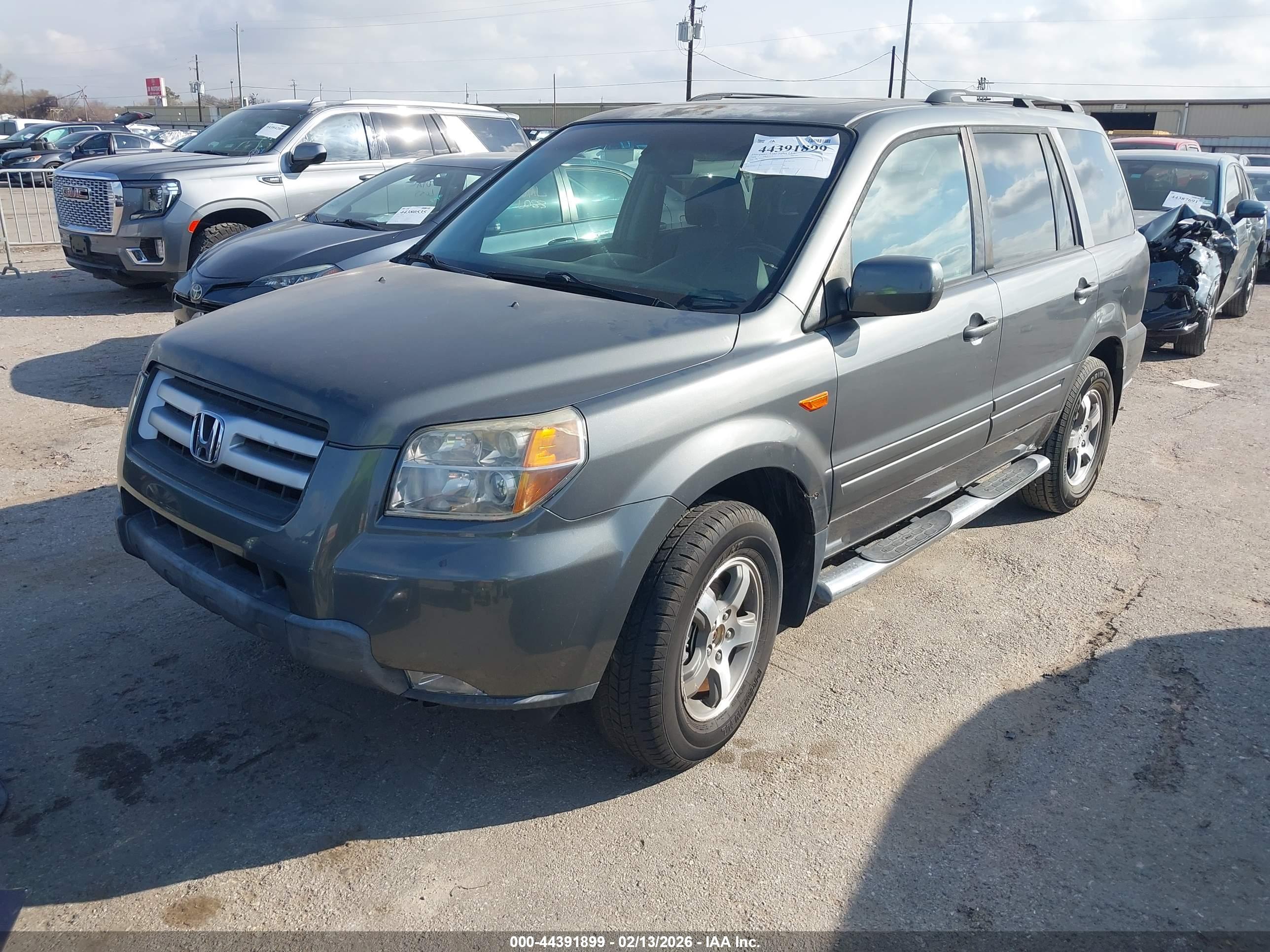 HONDA PILOT image 2
