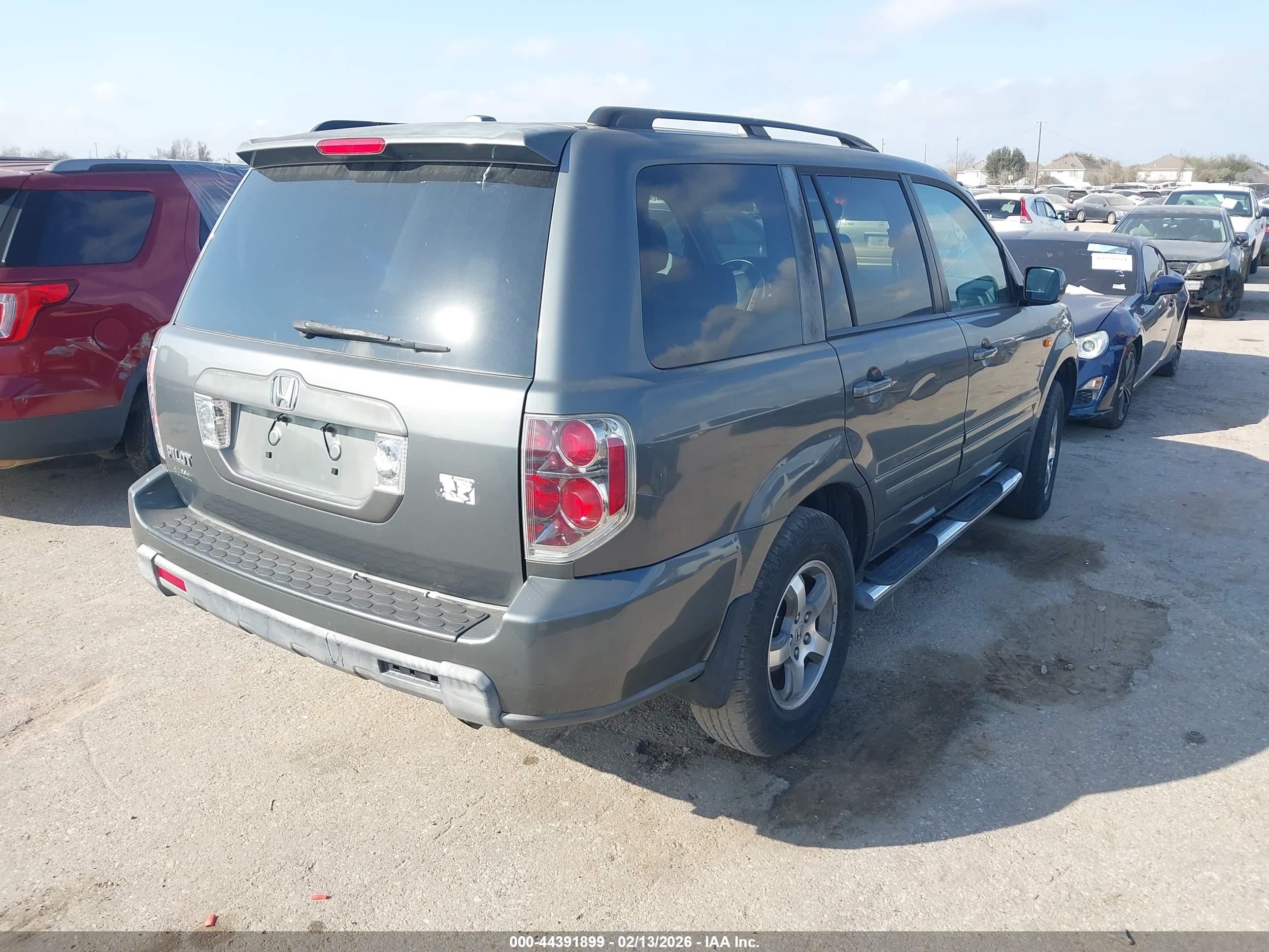 HONDA PILOT image 4
