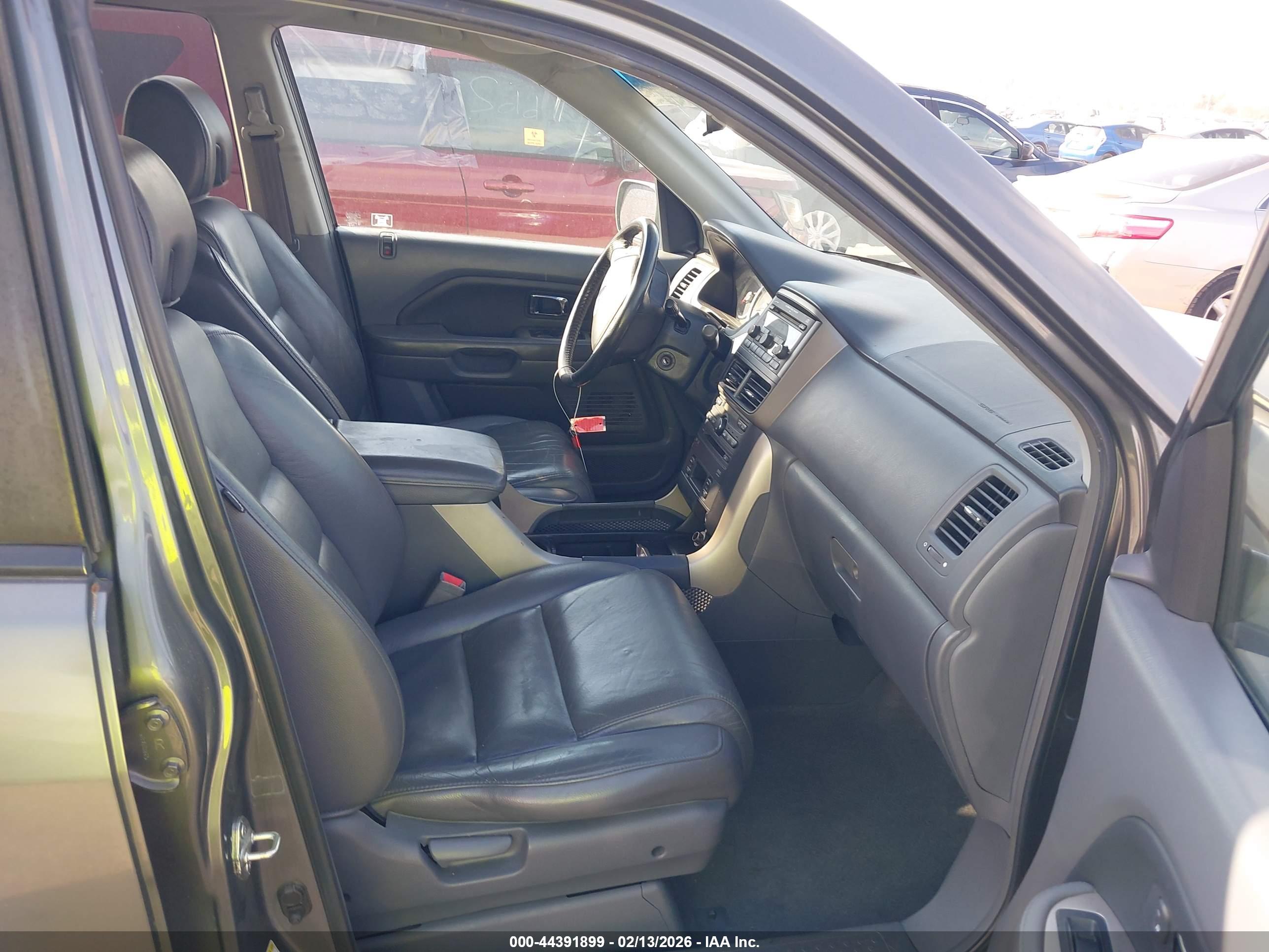HONDA PILOT image 5