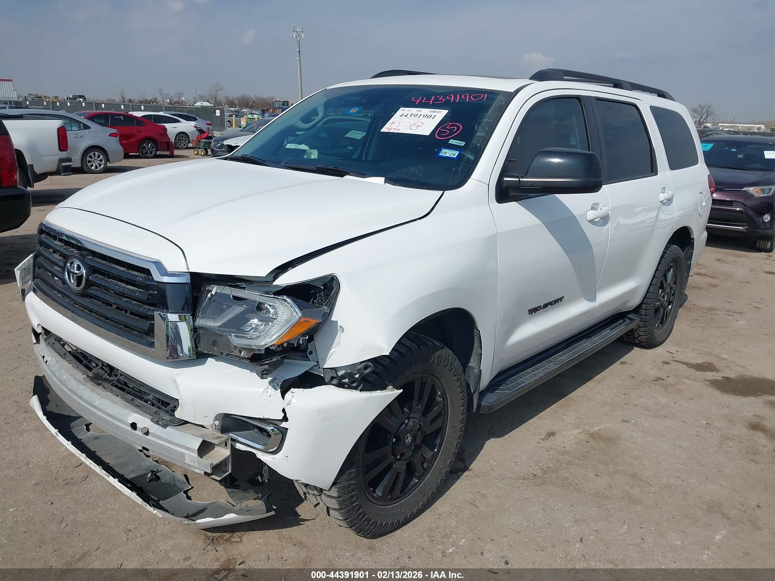 TOYOTA SEQUOIA image 2