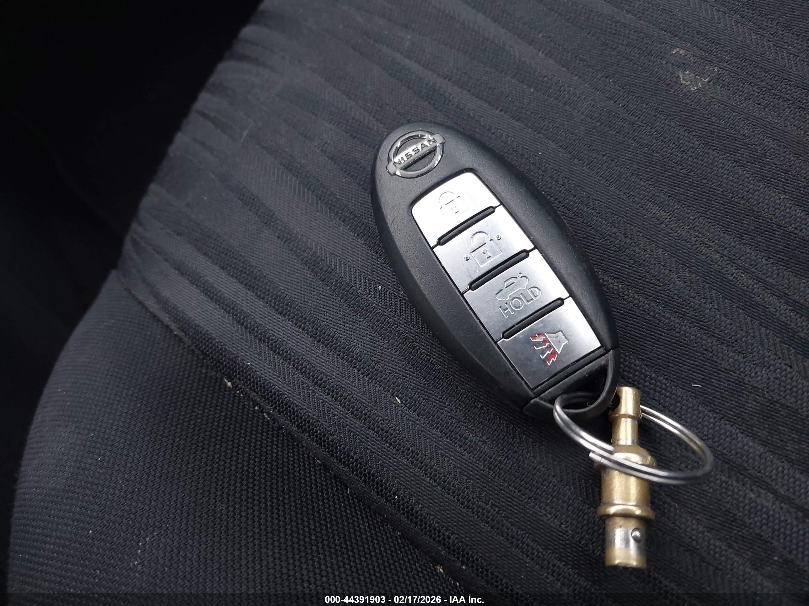 NISSAN SENTRA image 11