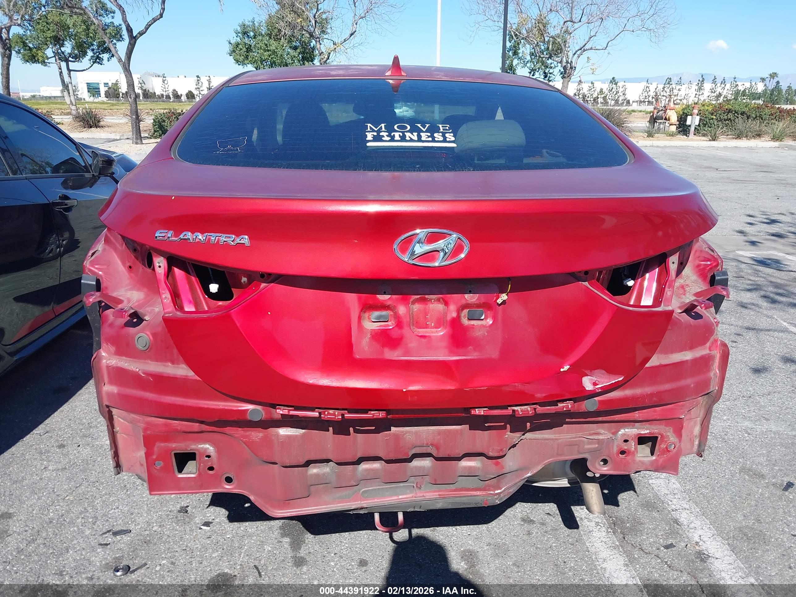 HYUNDAI ELANTRA image 6