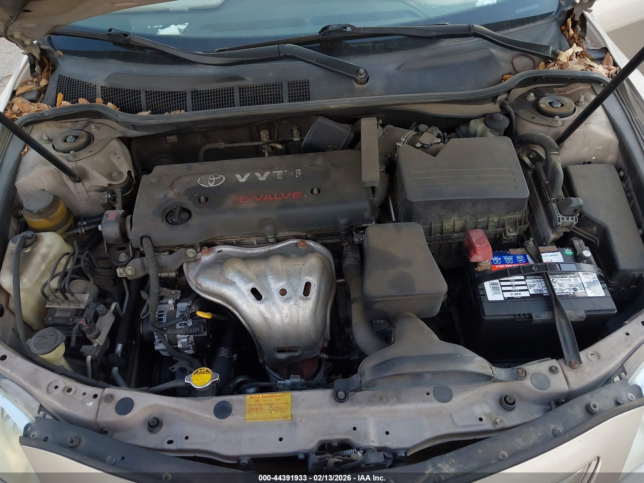 TOYOTA CAMRY image 10