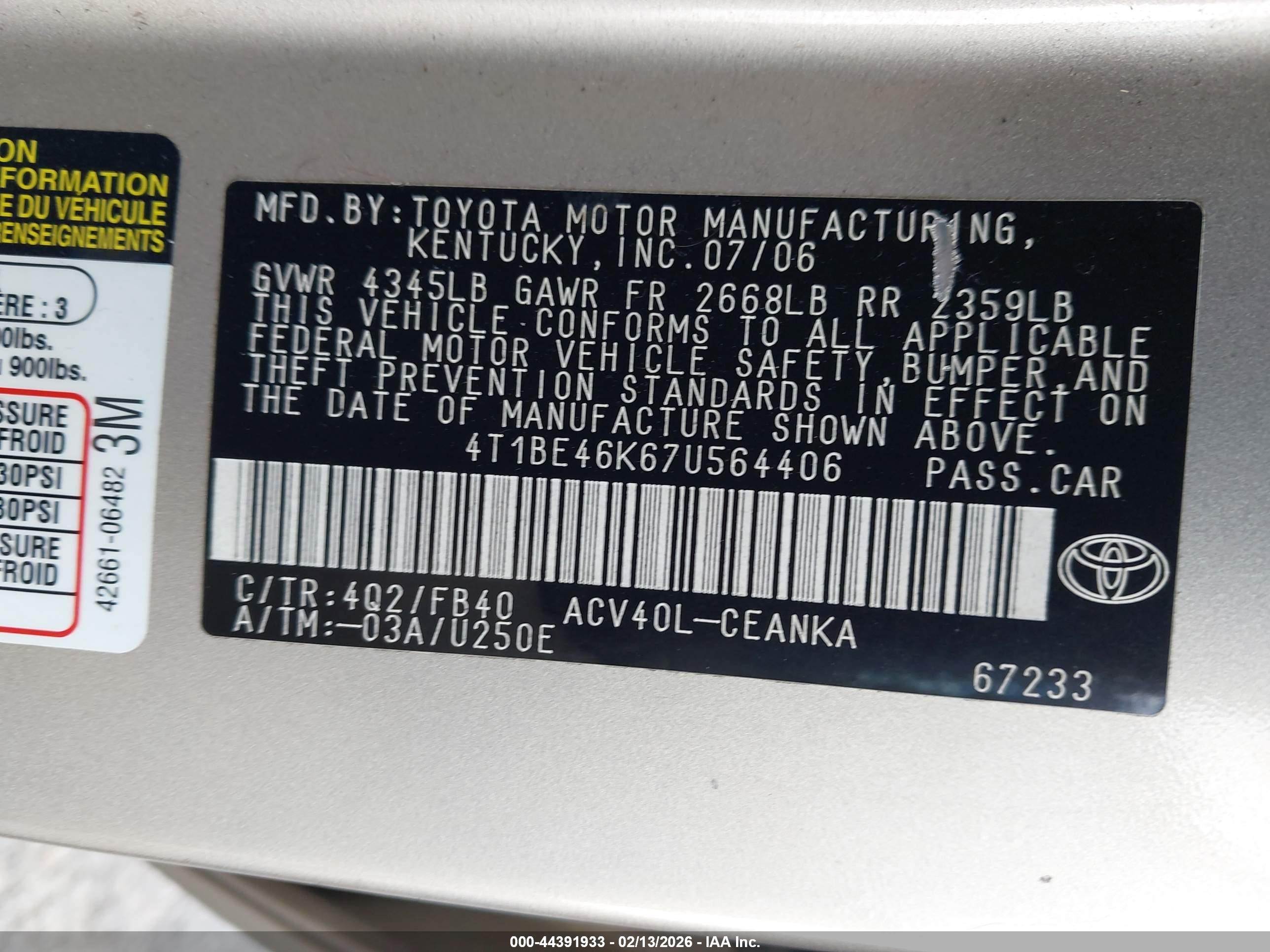 TOYOTA CAMRY image 9
