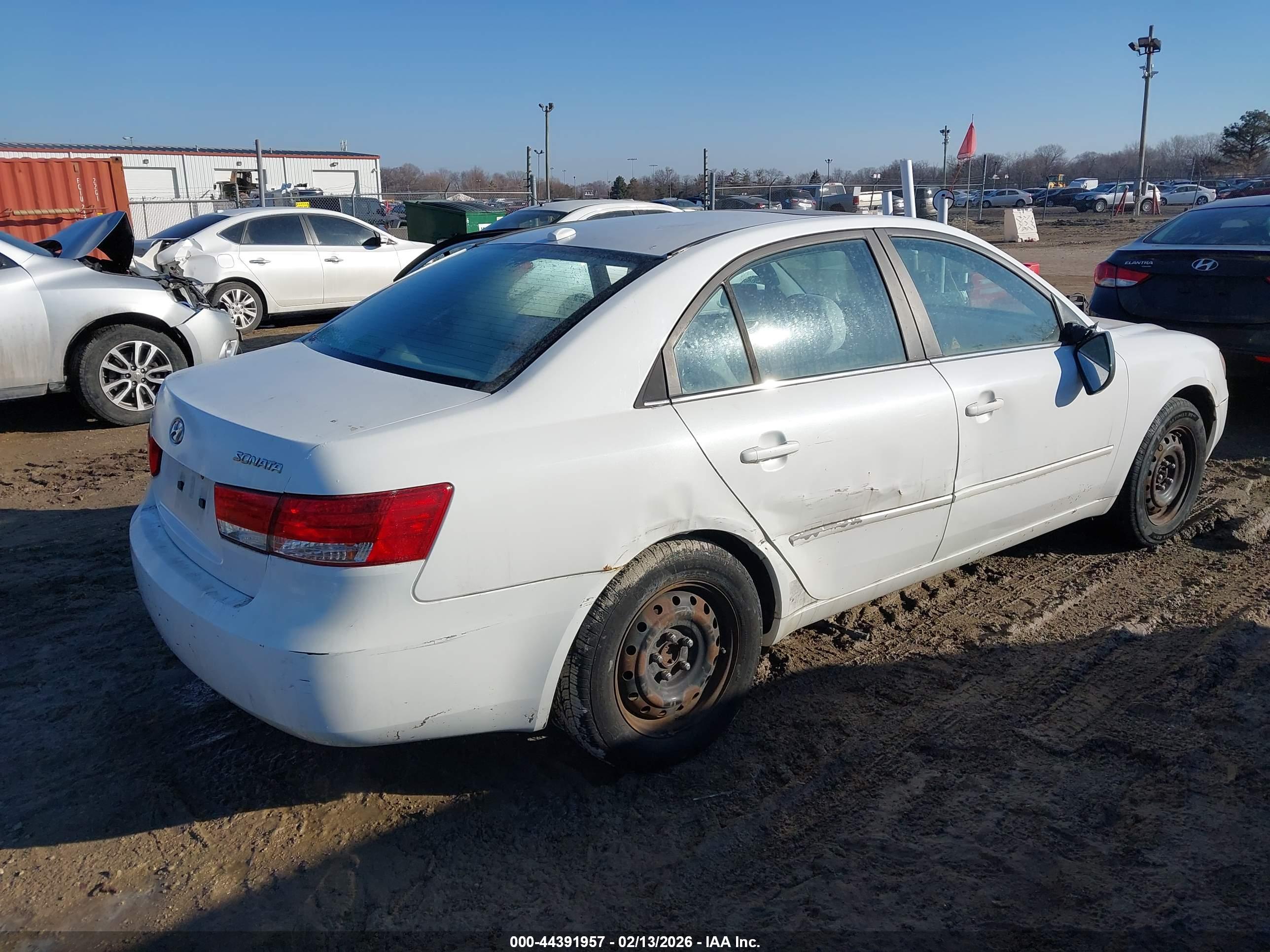 HYUNDAI SONATA image 4