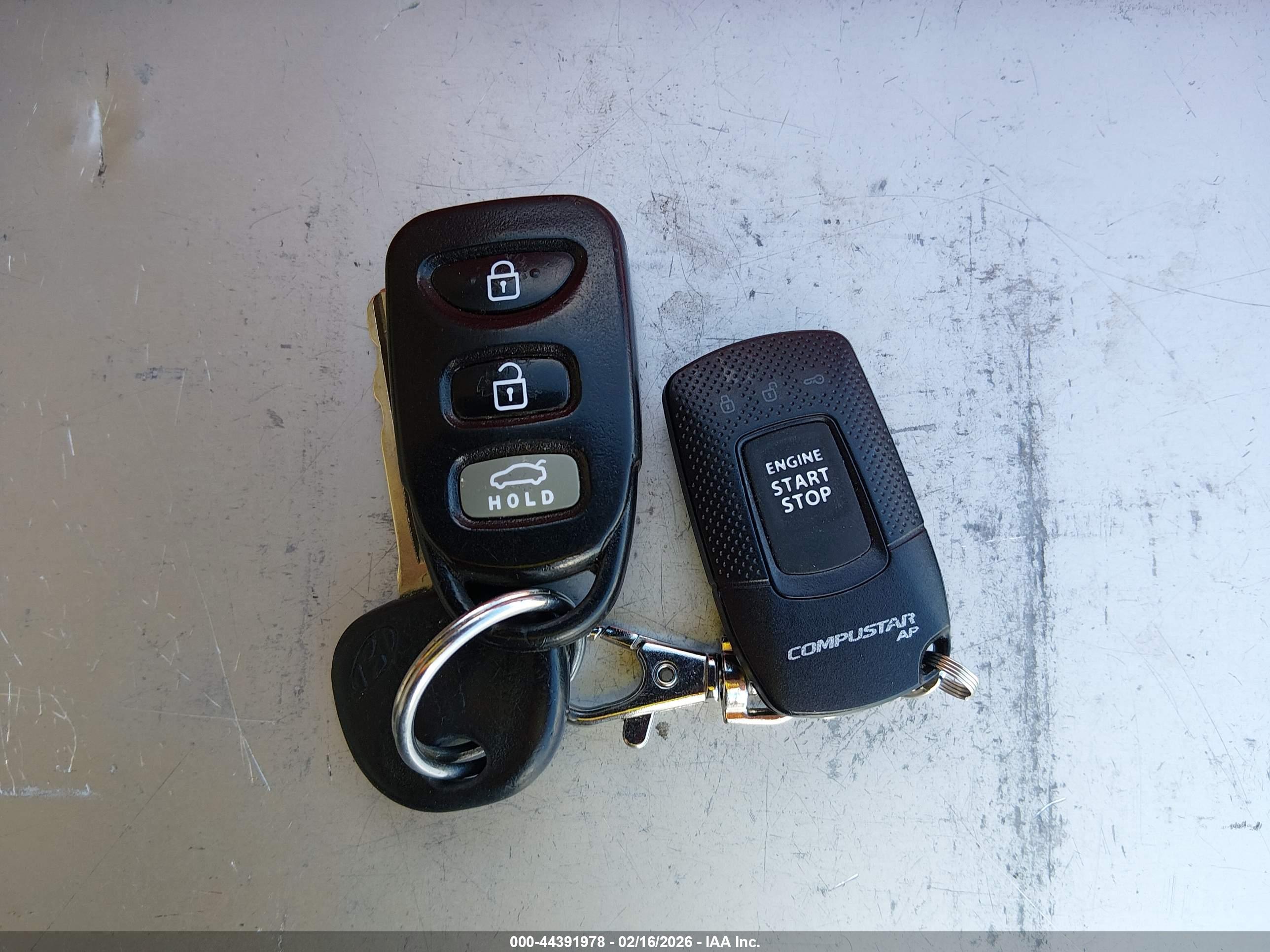 HYUNDAI ELANTRA image 11