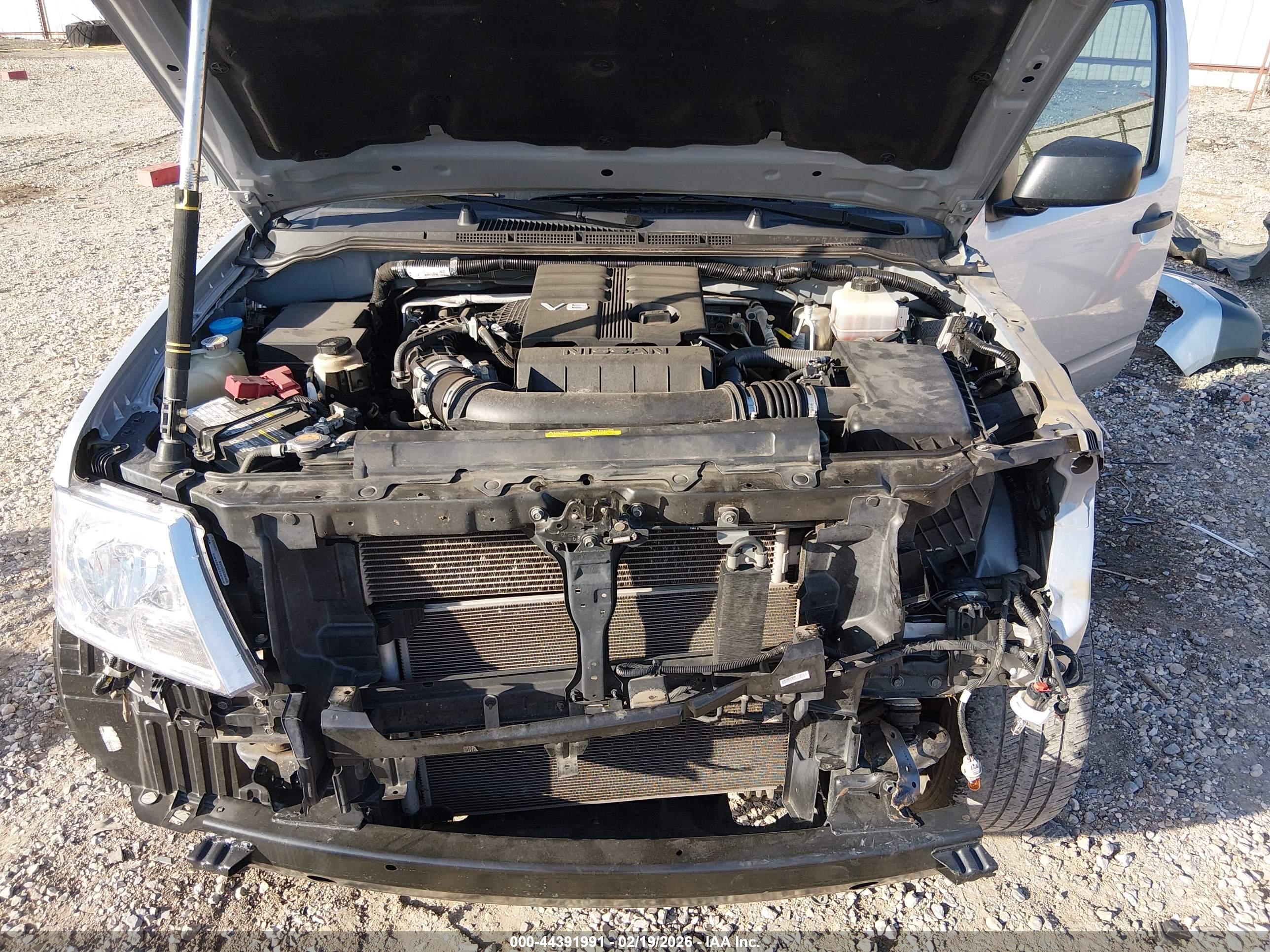 NISSAN FRONTIER image 10