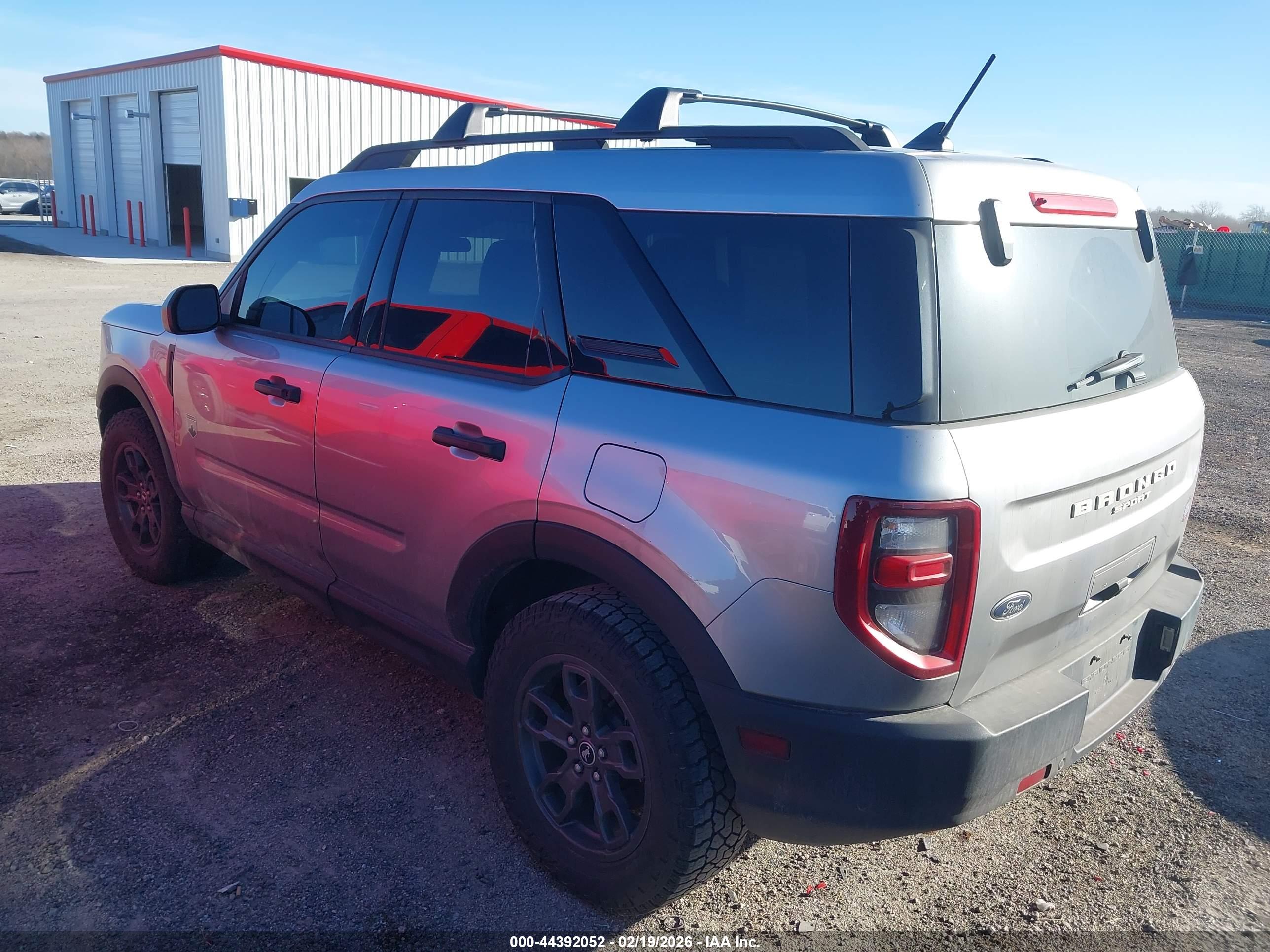 FORD BRONCO image 3