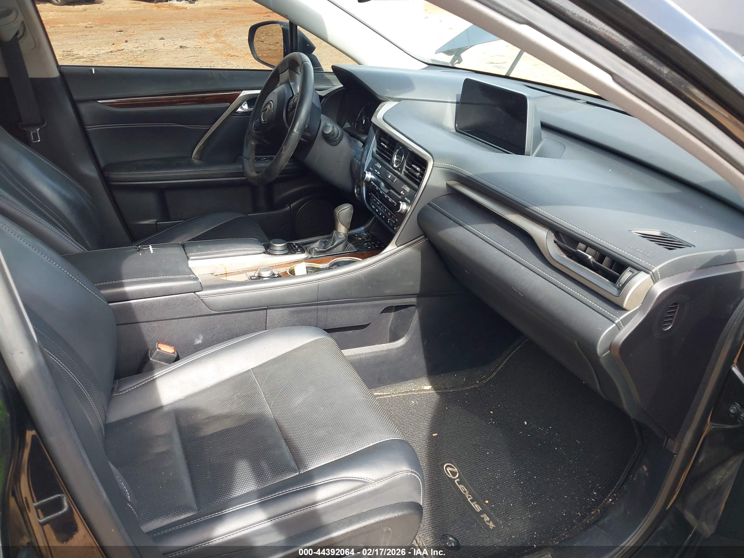 LEXUS RX image 5