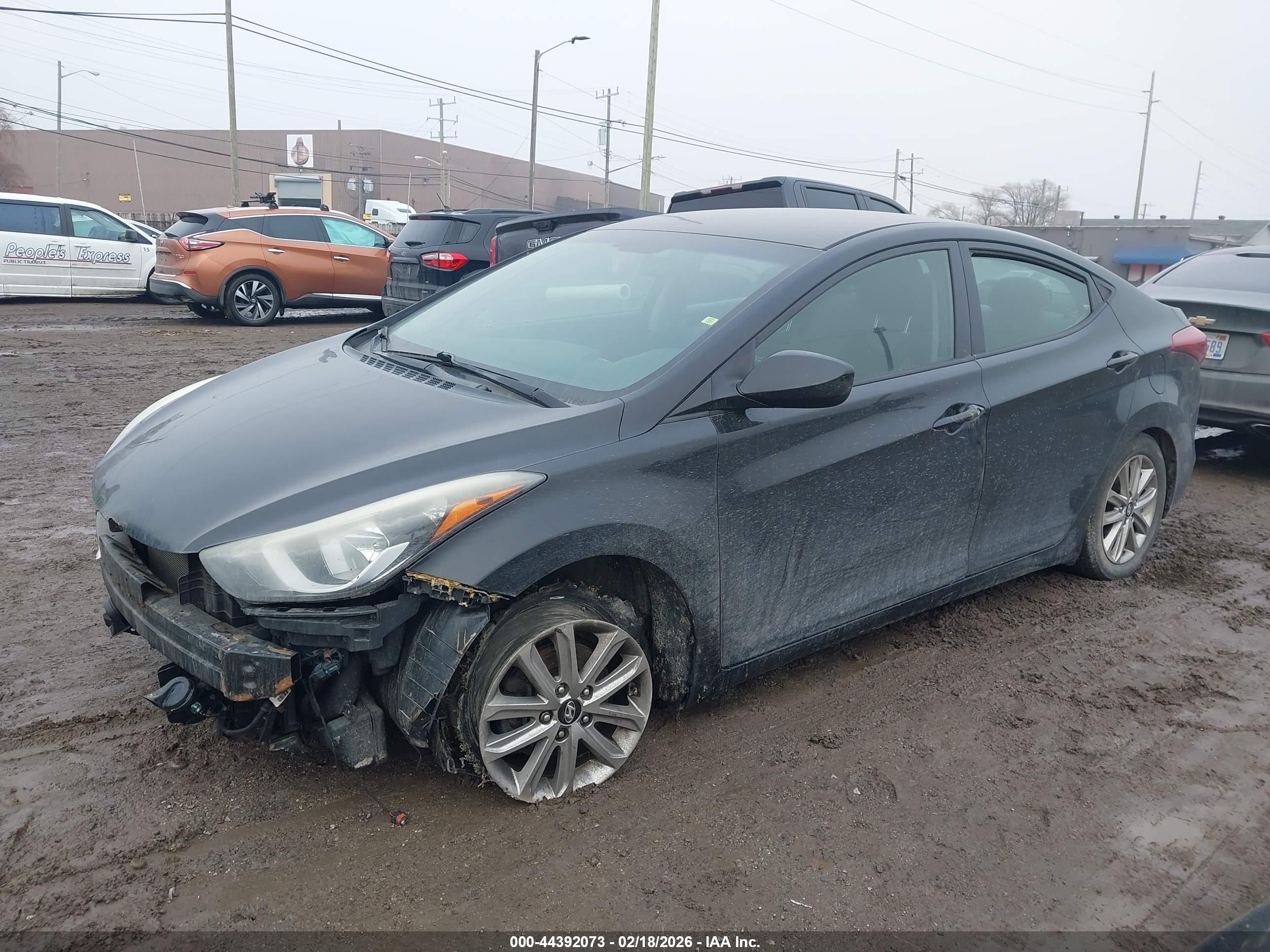 HYUNDAI ELANTRA image 2