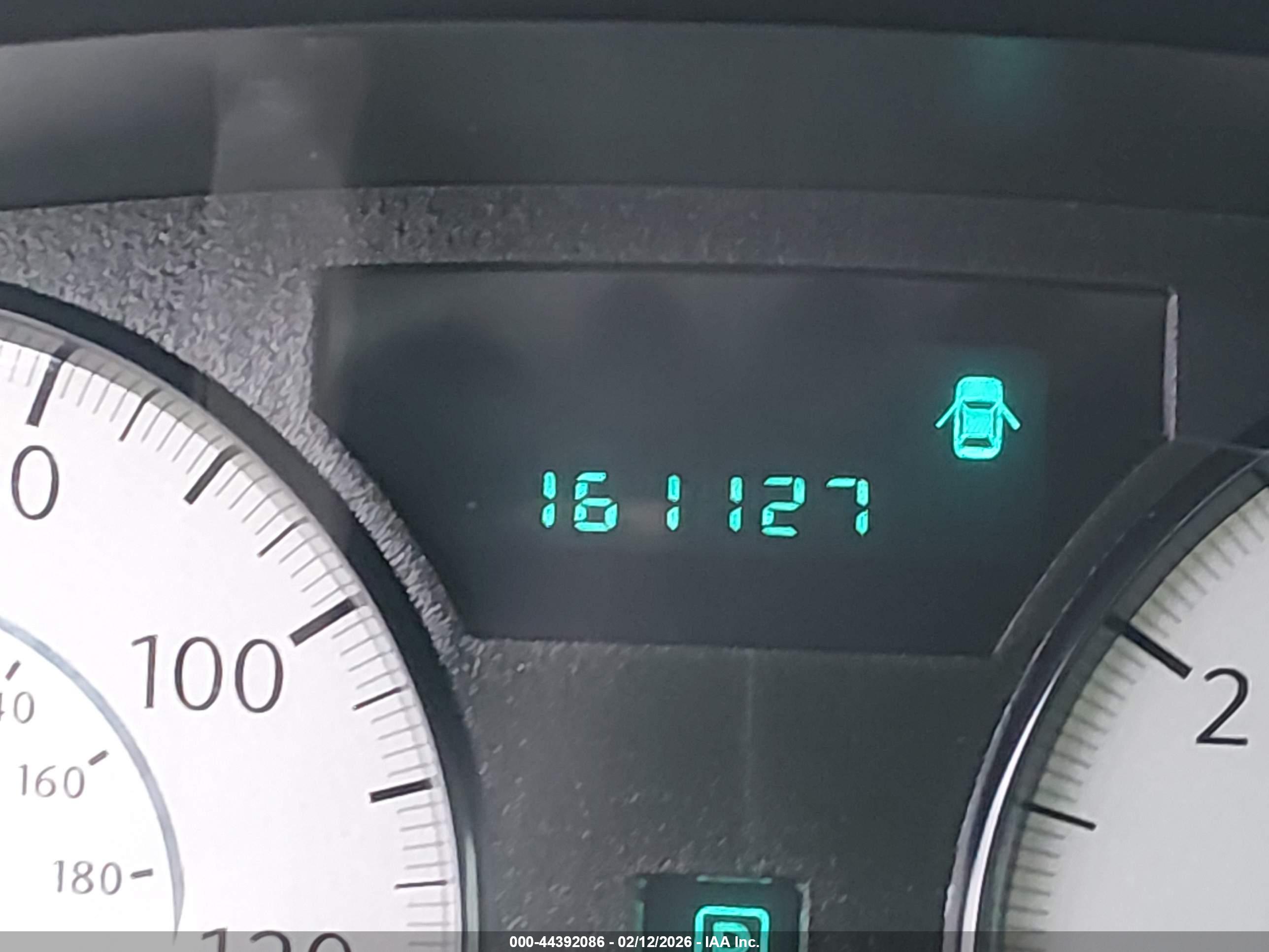 CHRYSLER 300 image 7