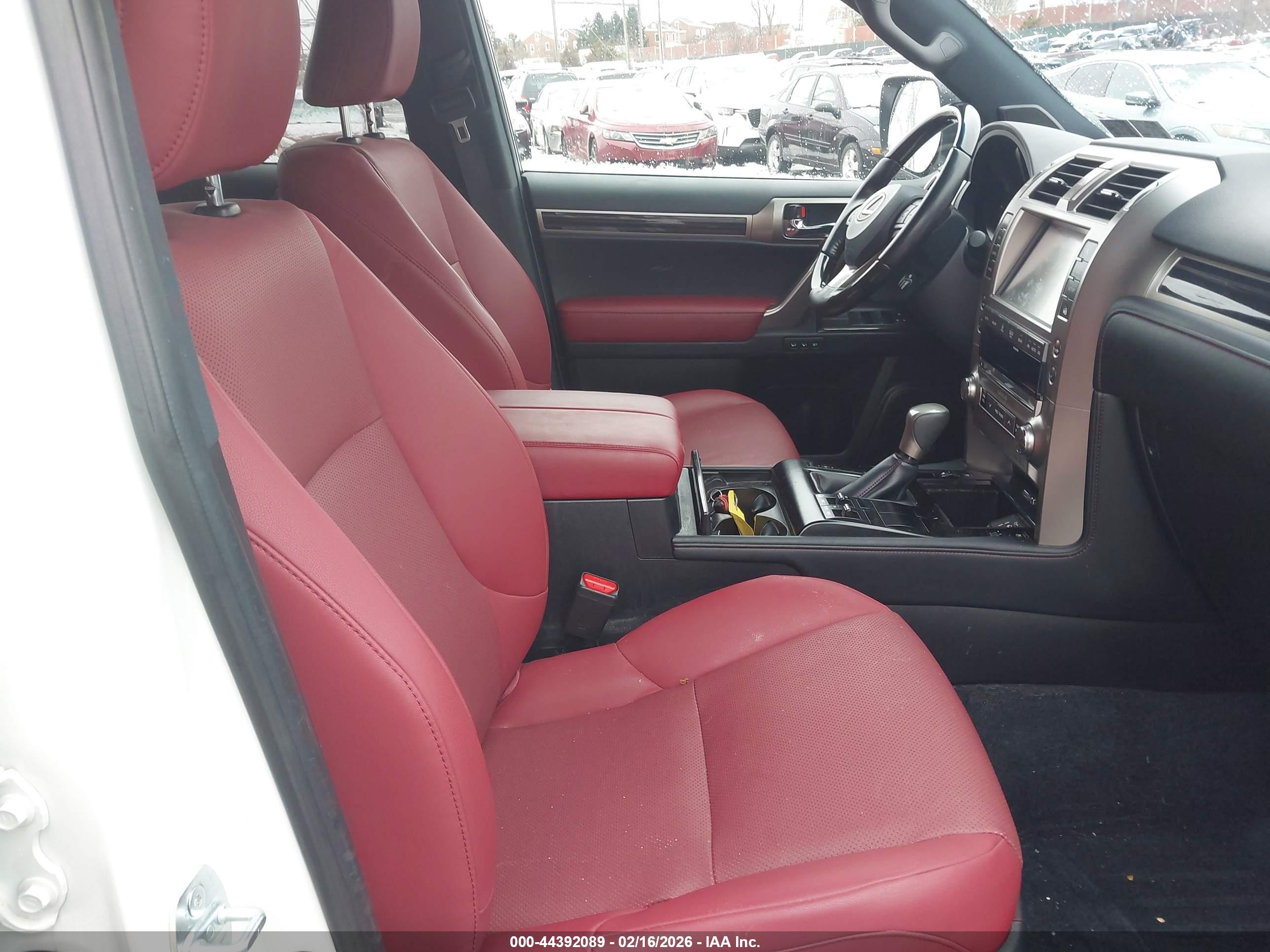 LEXUS GX image 5