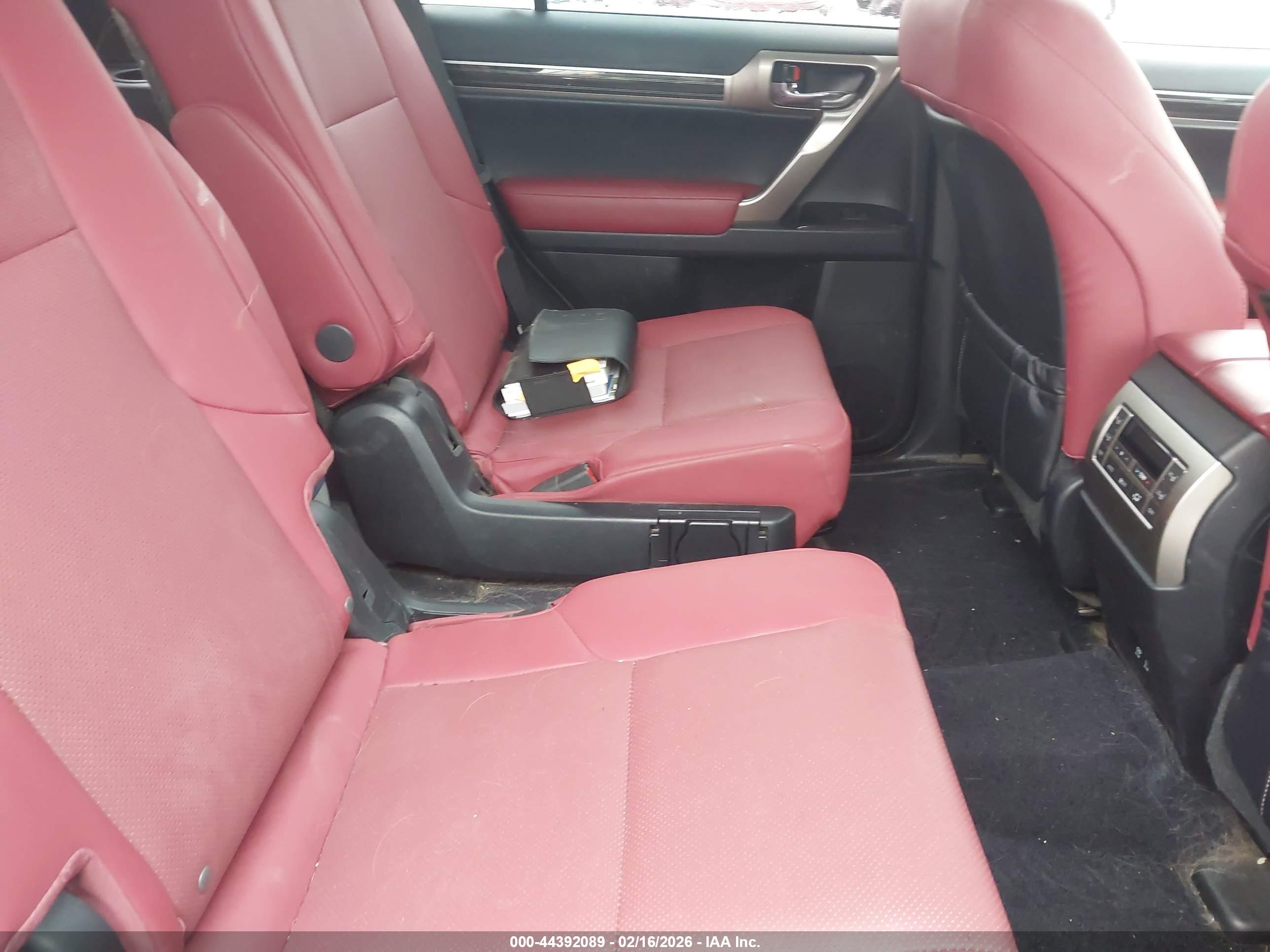 LEXUS GX image 8