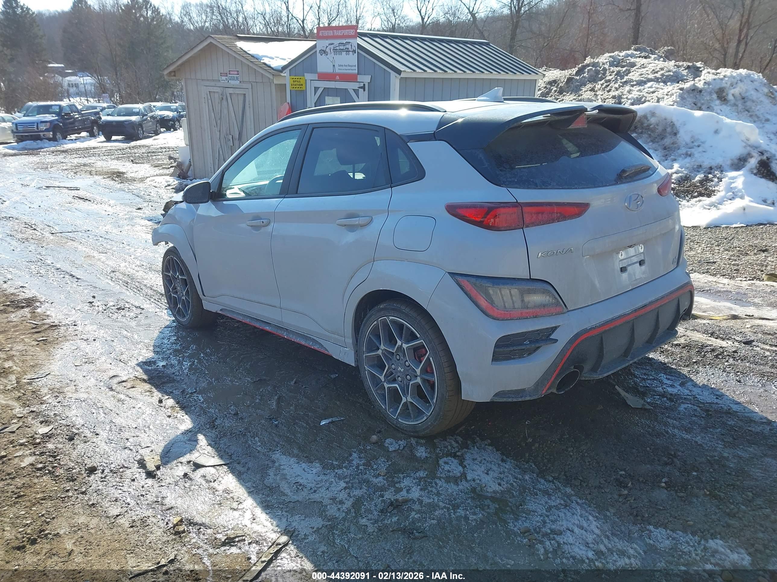 HYUNDAI KONA image 3
