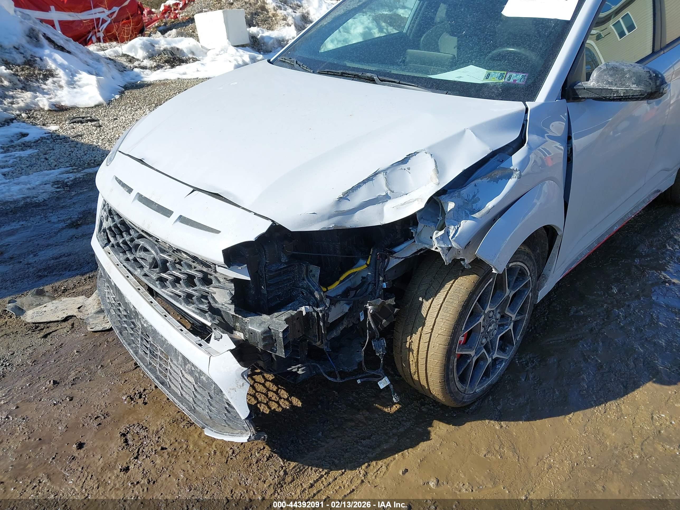 HYUNDAI KONA image 6