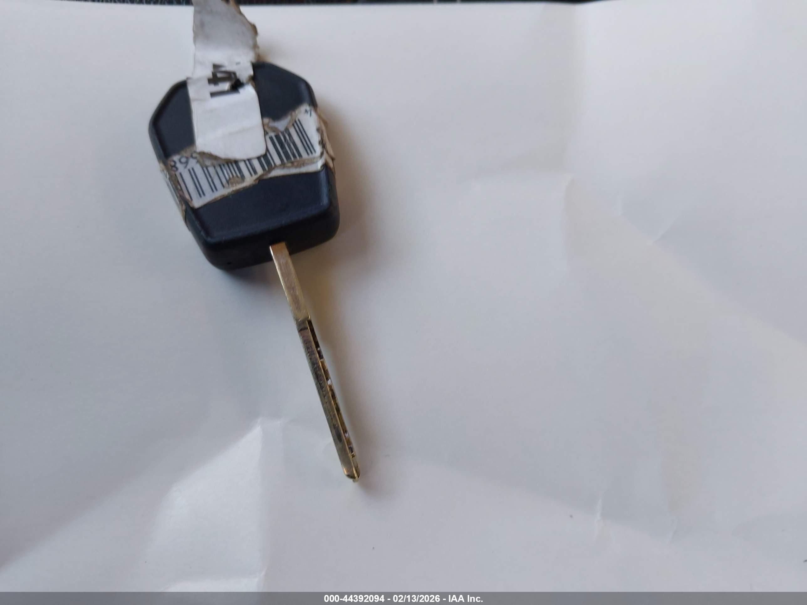 FORD FUSION image 11