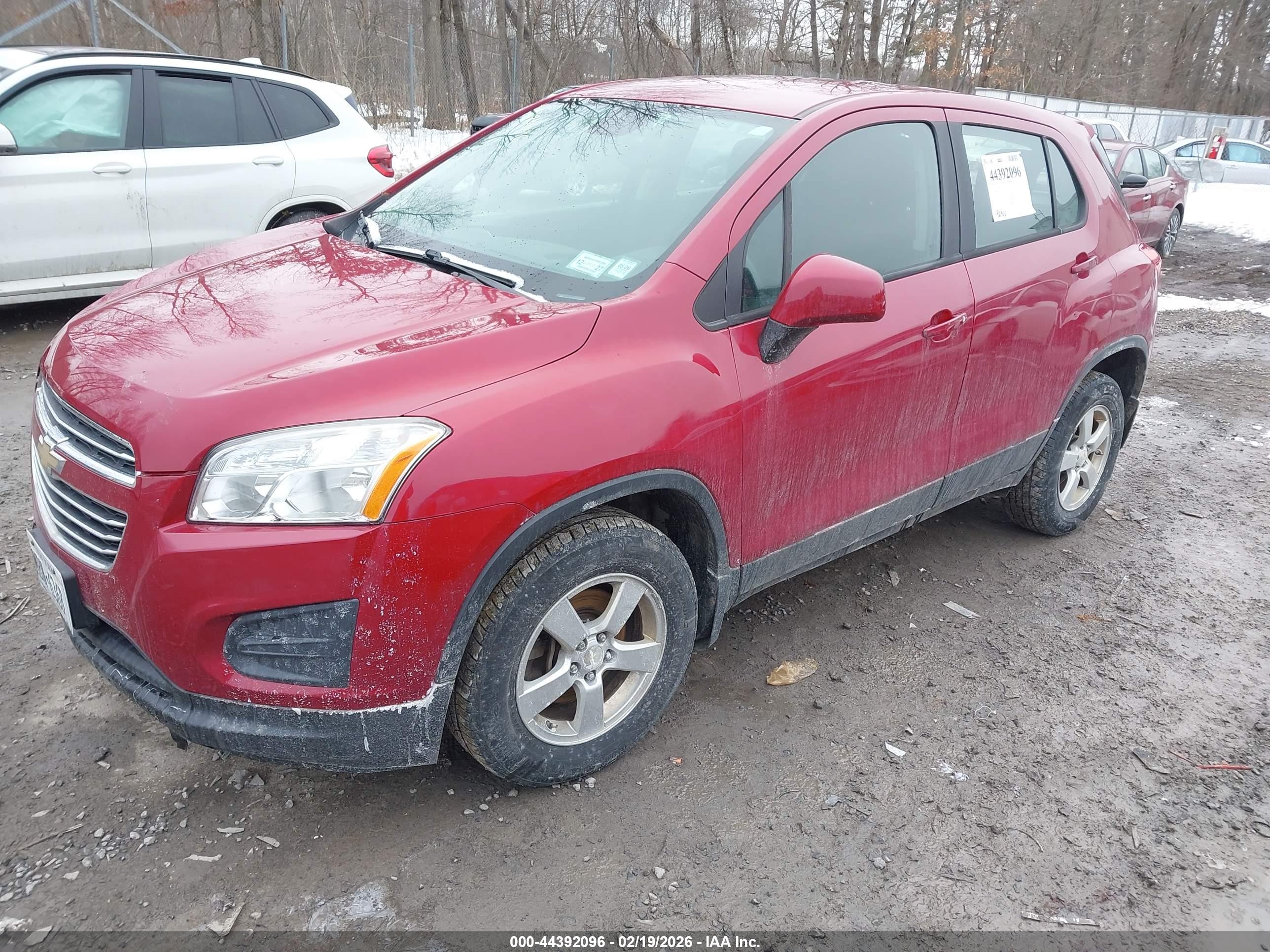 CHEVROLET TRAX image 2
