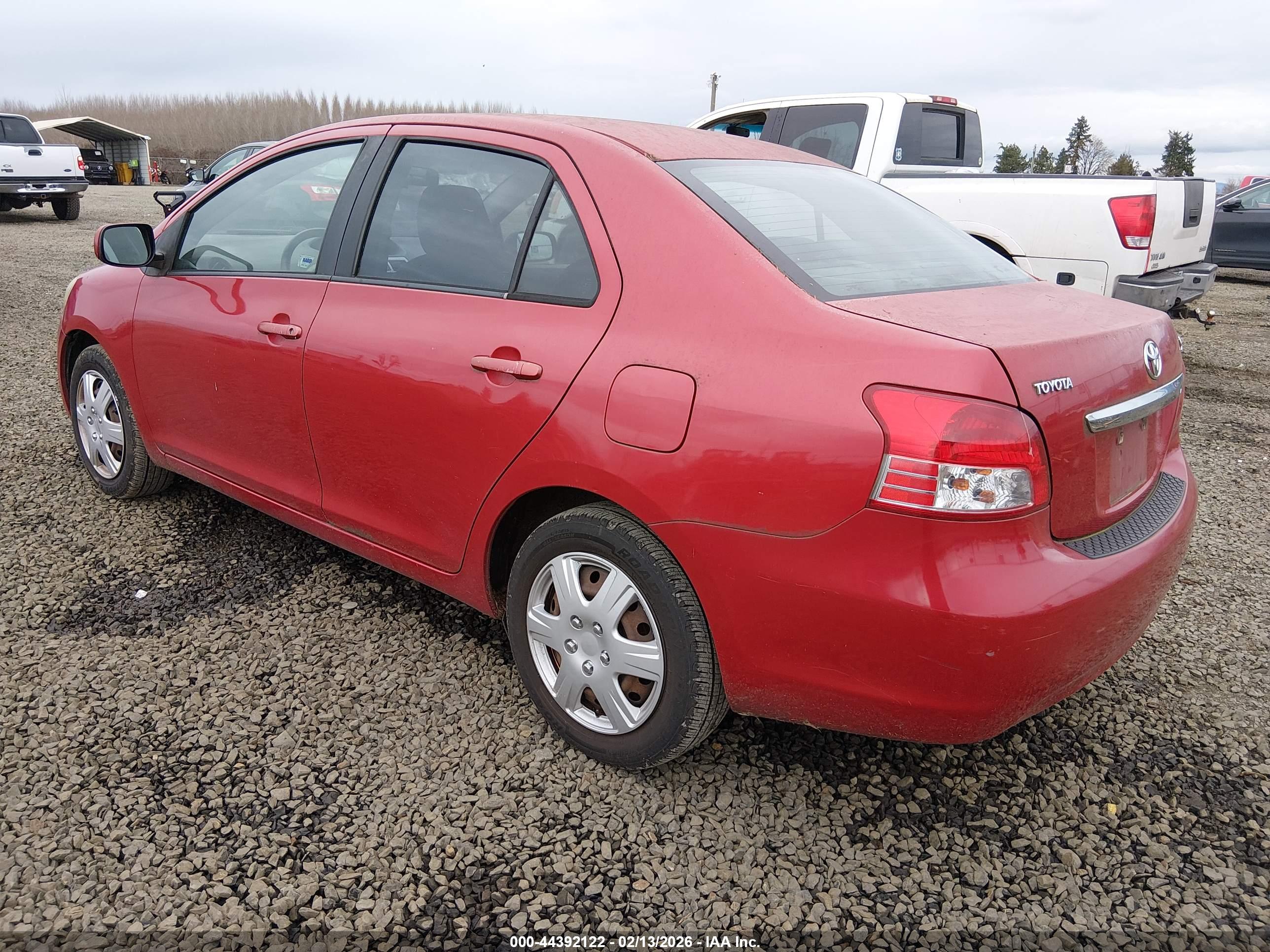 TOYOTA YARIS image 3
