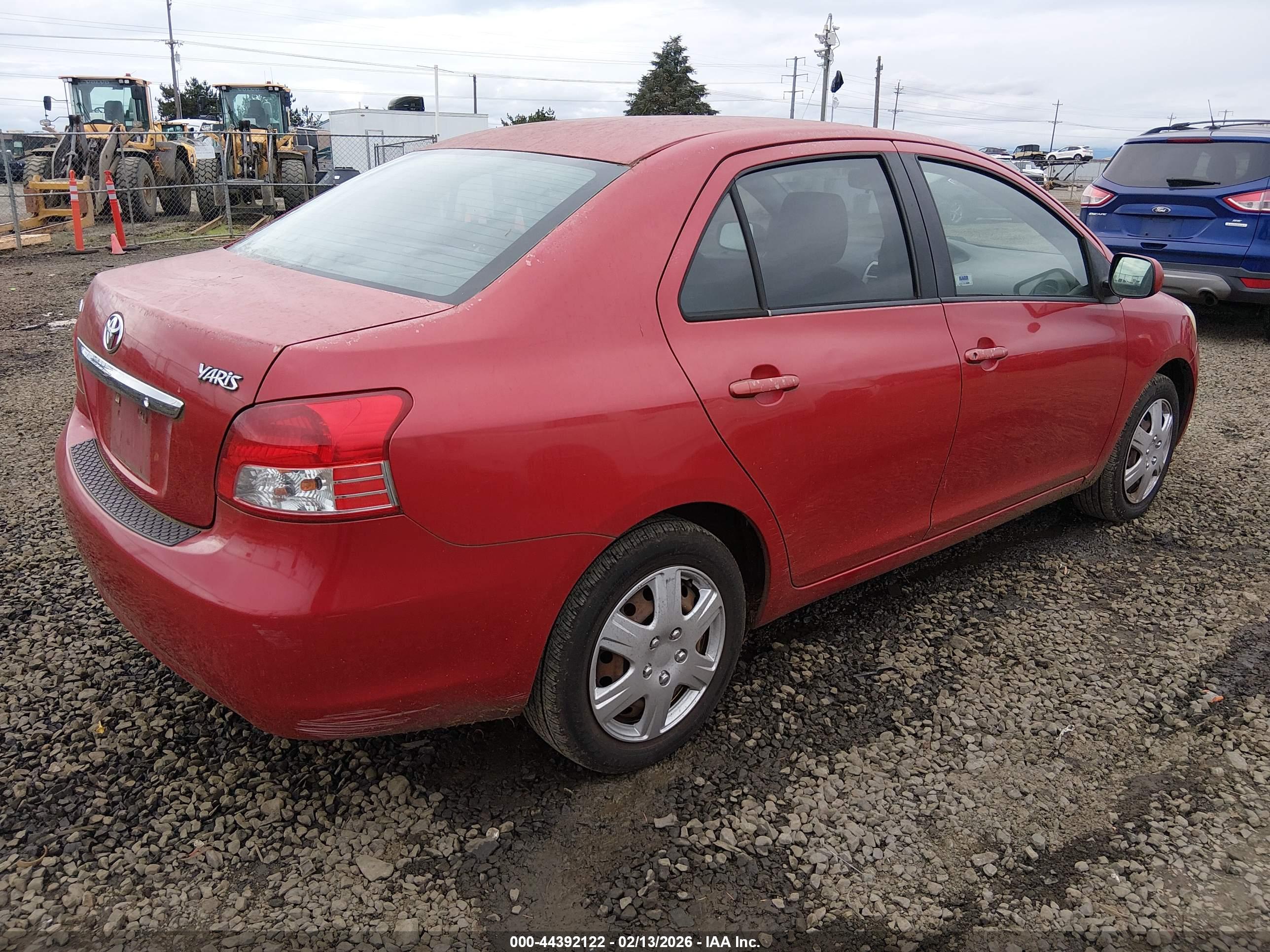 TOYOTA YARIS image 4