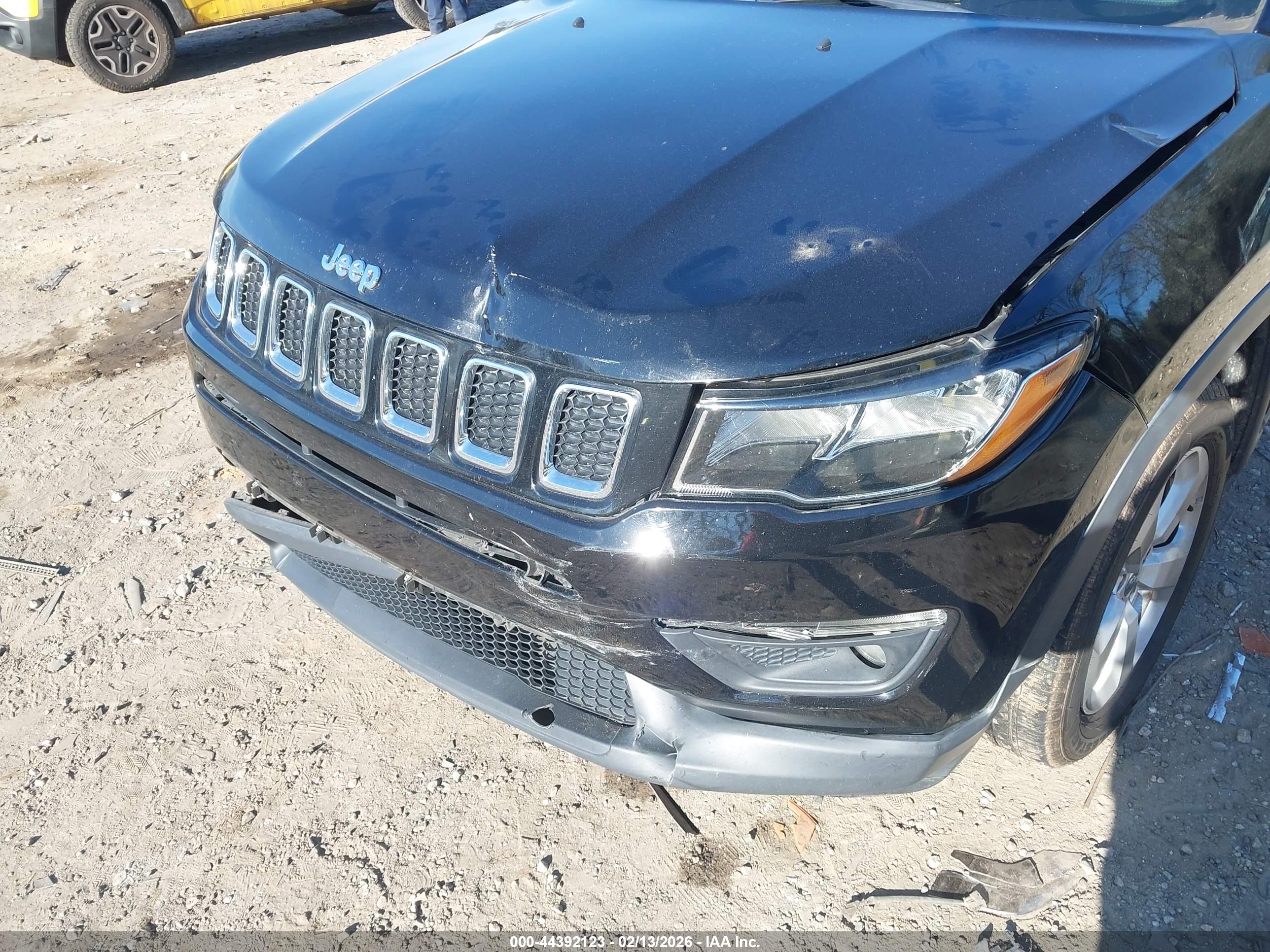 JEEP COMPASS image 6