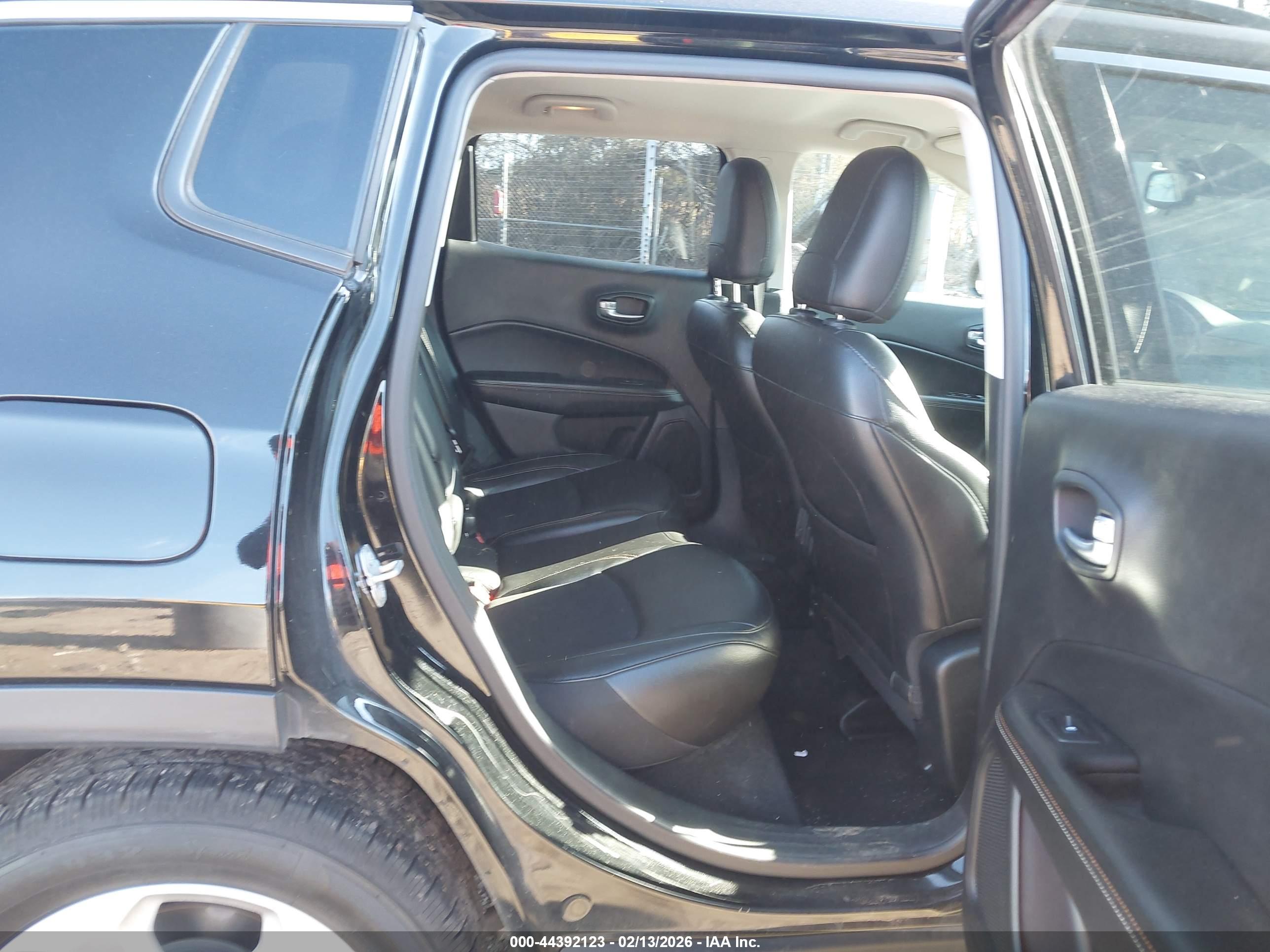 JEEP COMPASS image 8